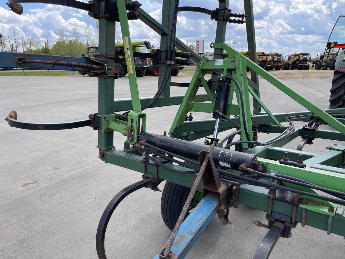 Co-op Implements 36' Chisel Plow