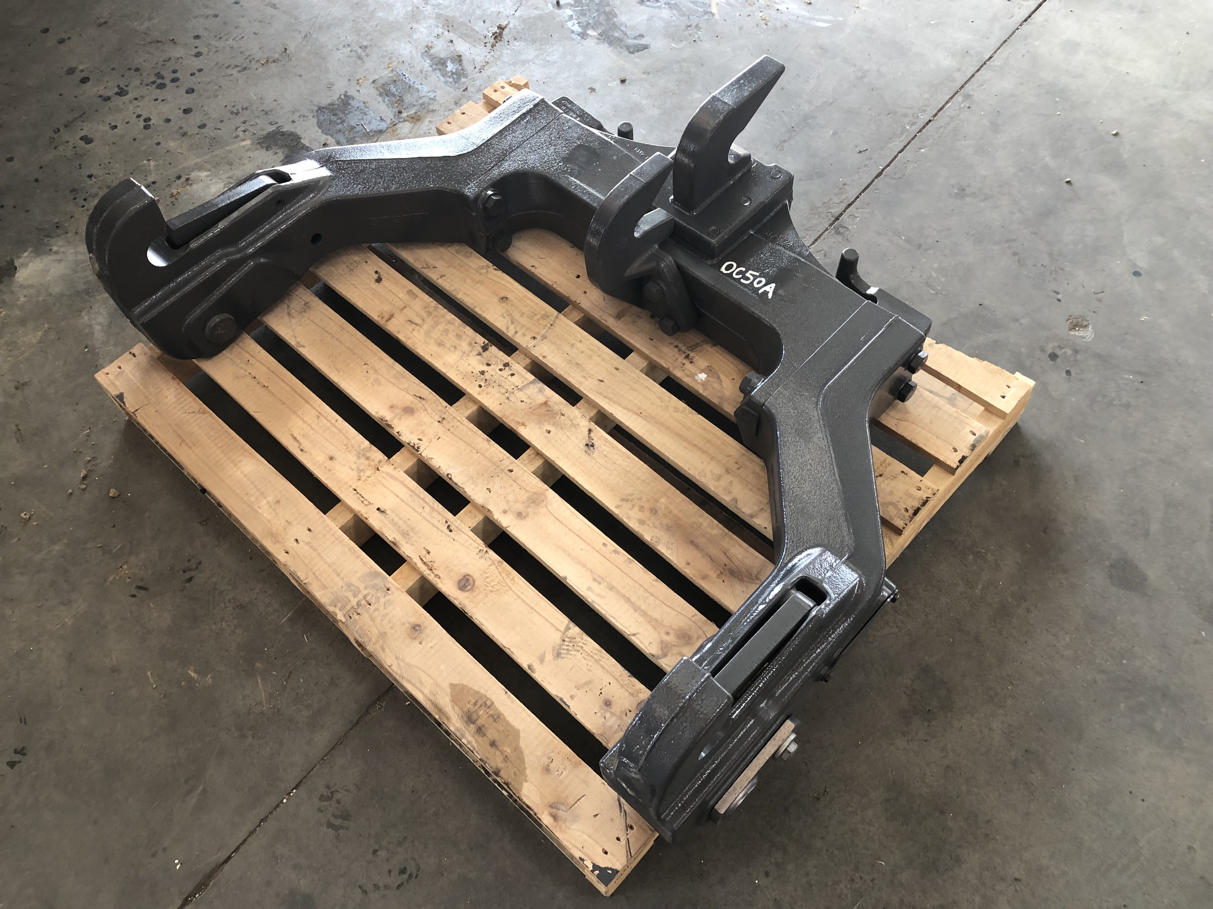 2019 AGCO CAT 4N Hitch