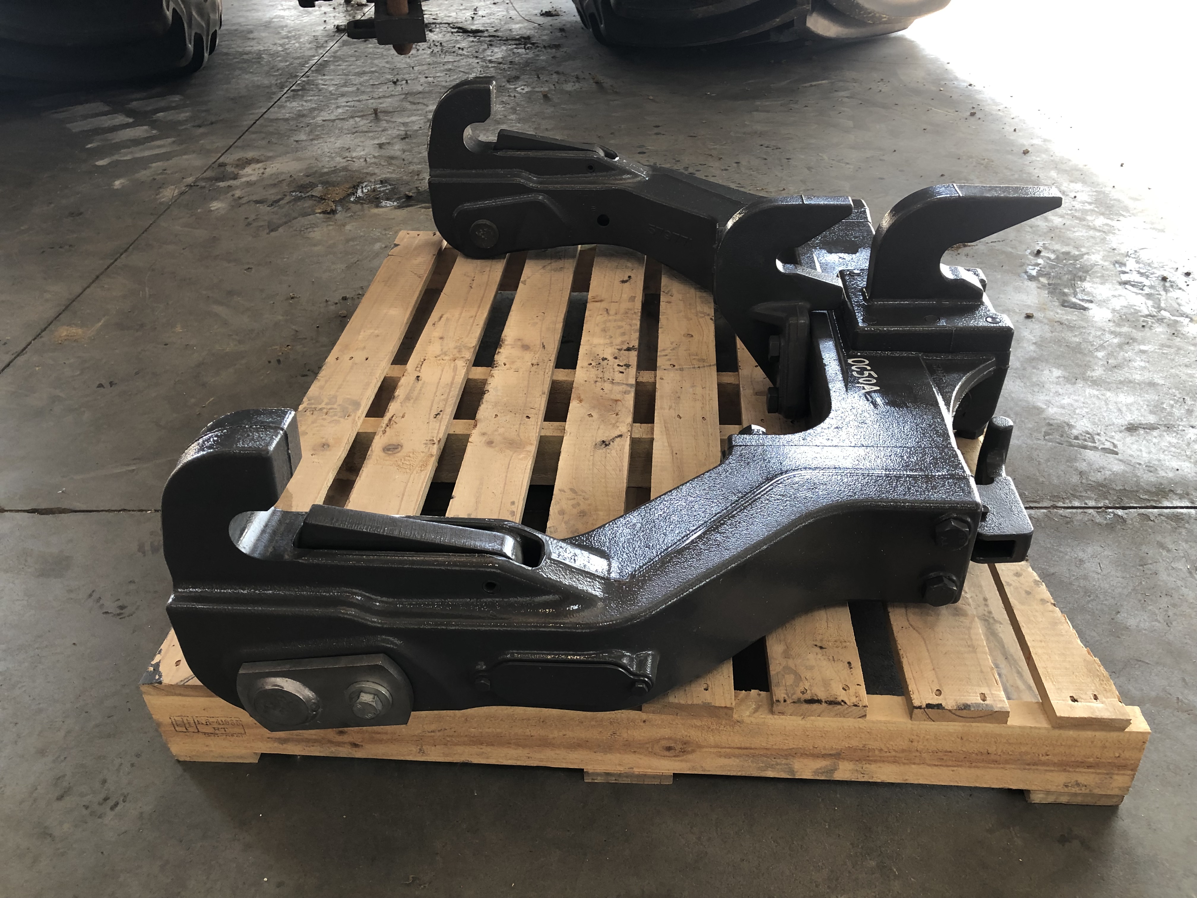 2019 AGCO CAT 4N Hitch