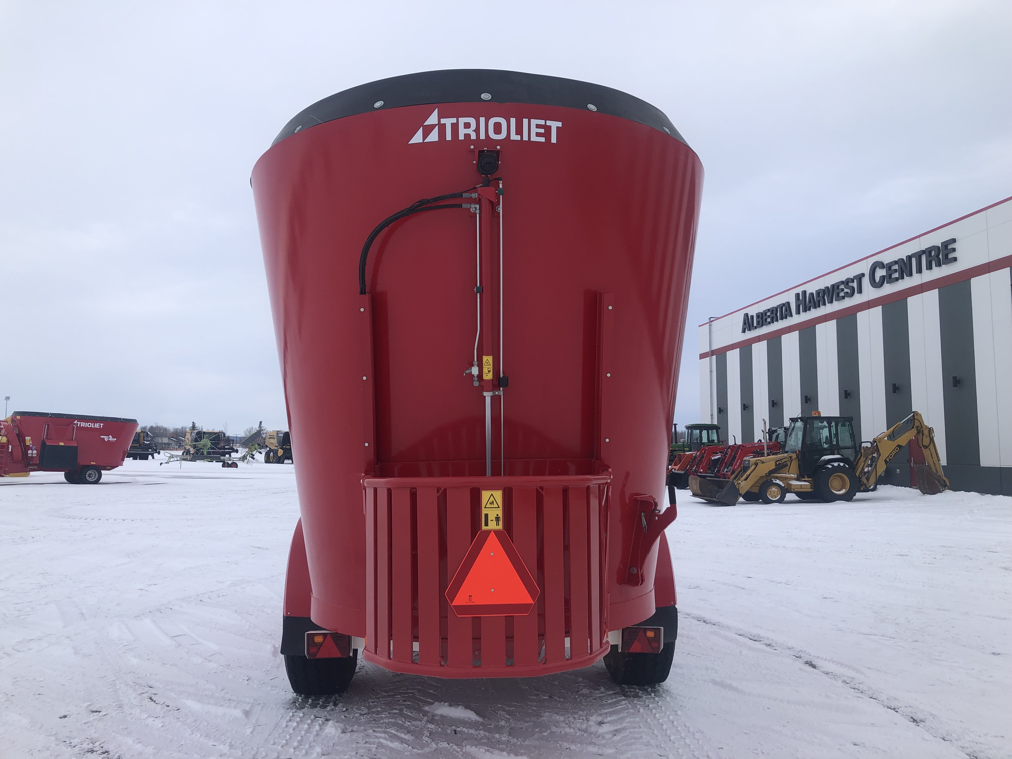 2022 Trioliet 2800 VLLK Vertical Feed Mixer for sale in AB