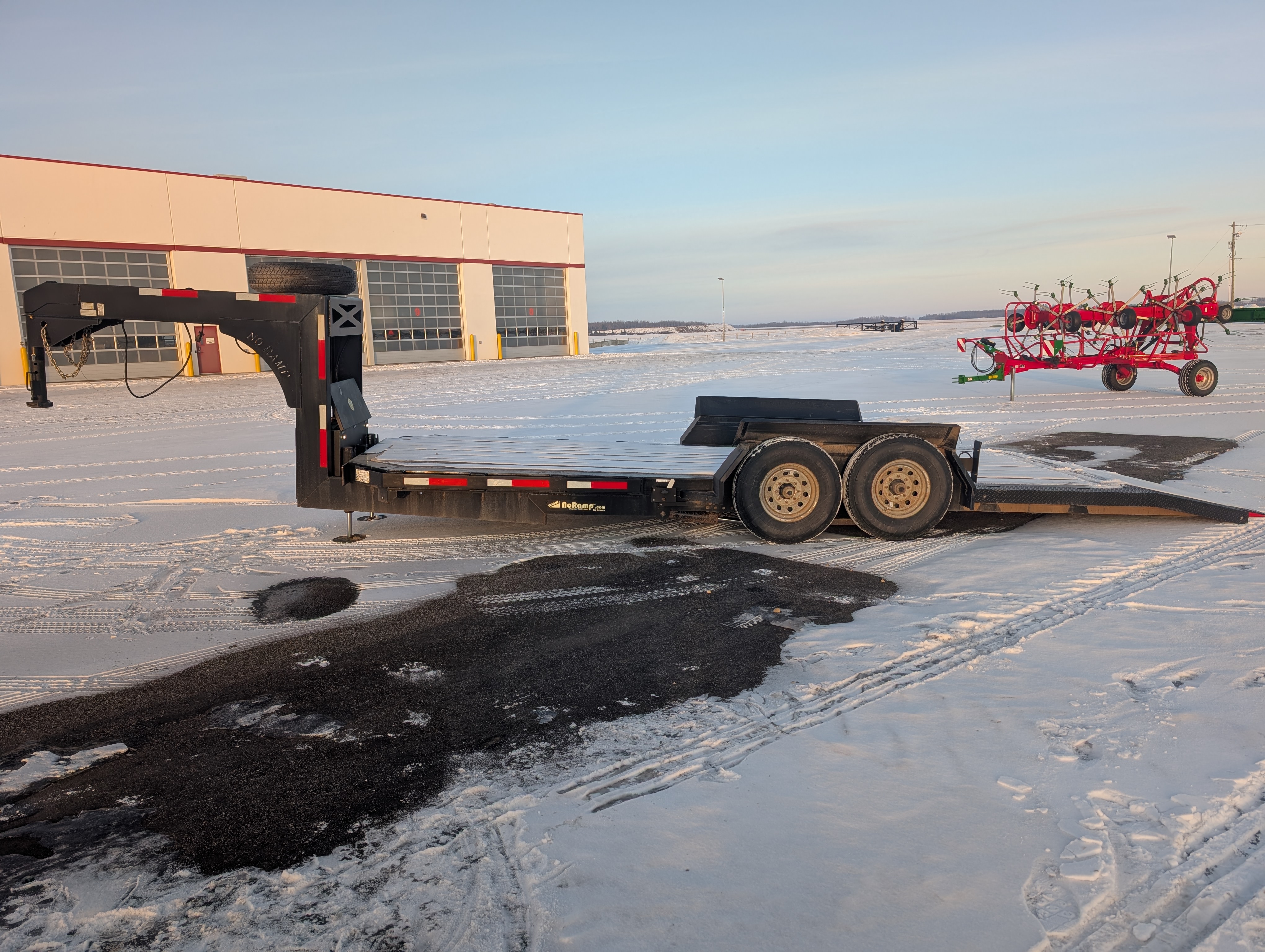 2022 Pentagon Farm Centre U23GN Trailer