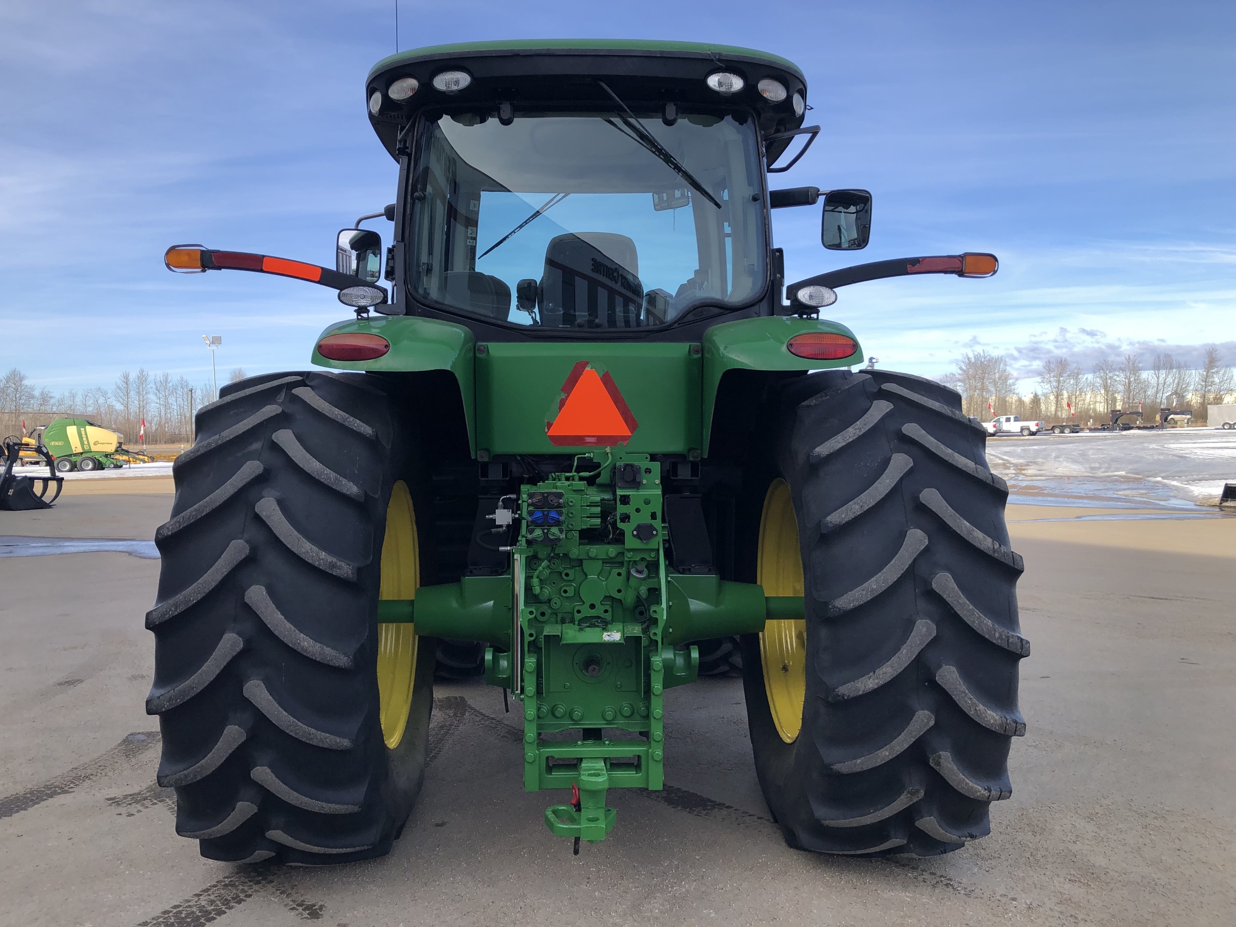 2011 John Deere 7230R Tractor