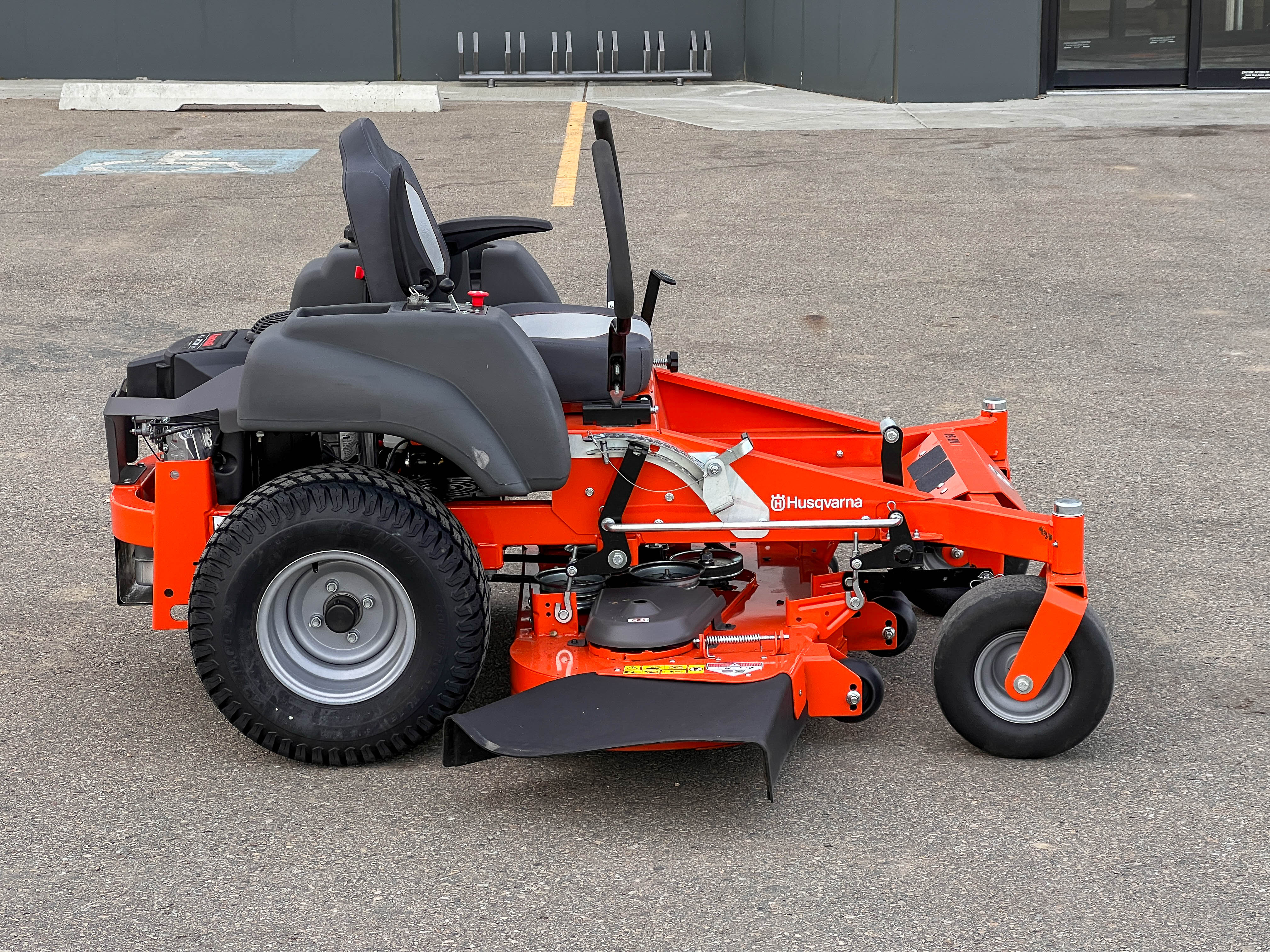 2023 Husqvarna MZ54 Mower/Zero Turn