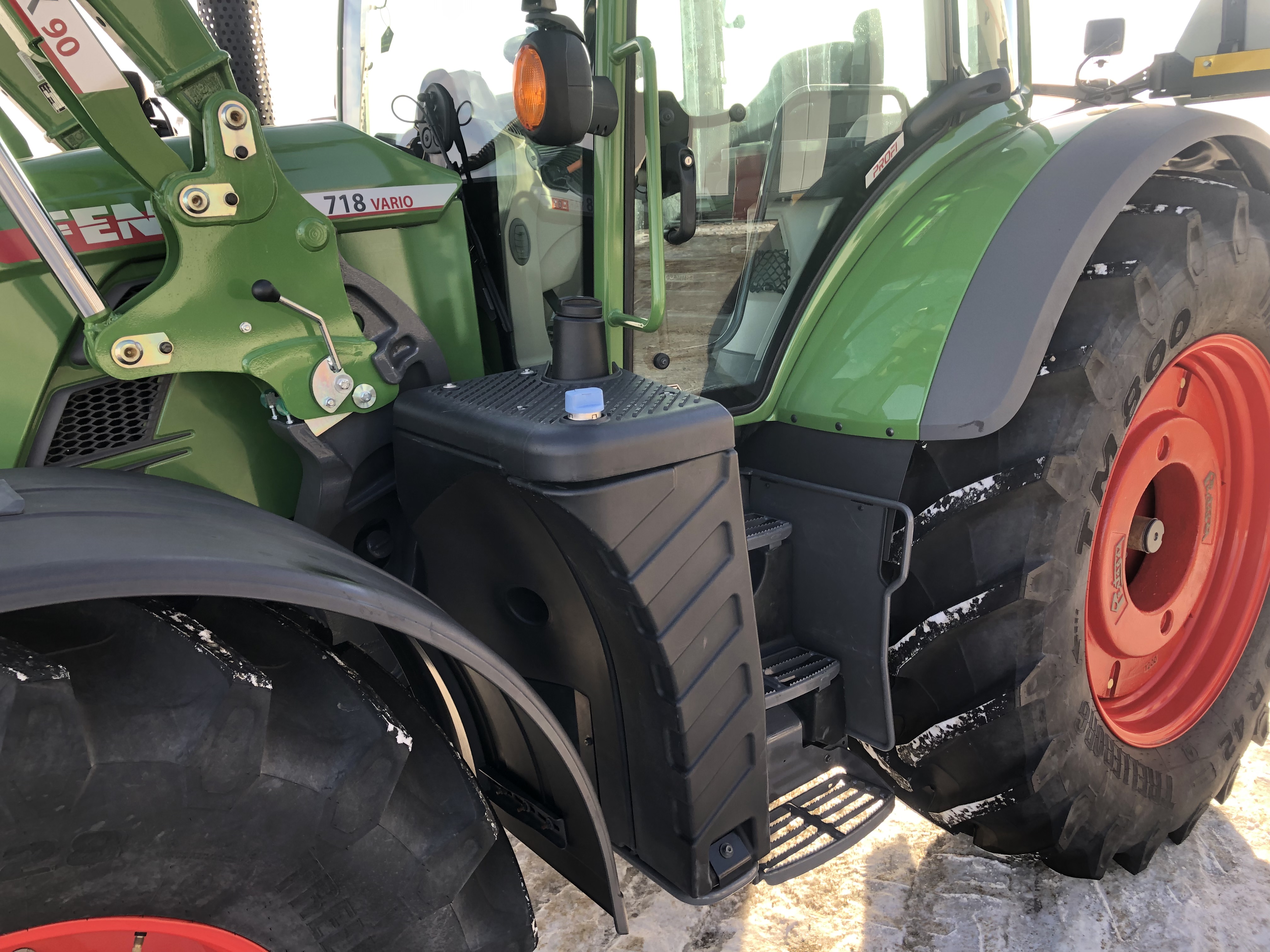 2021 Fendt 718 Gen6 Tractor