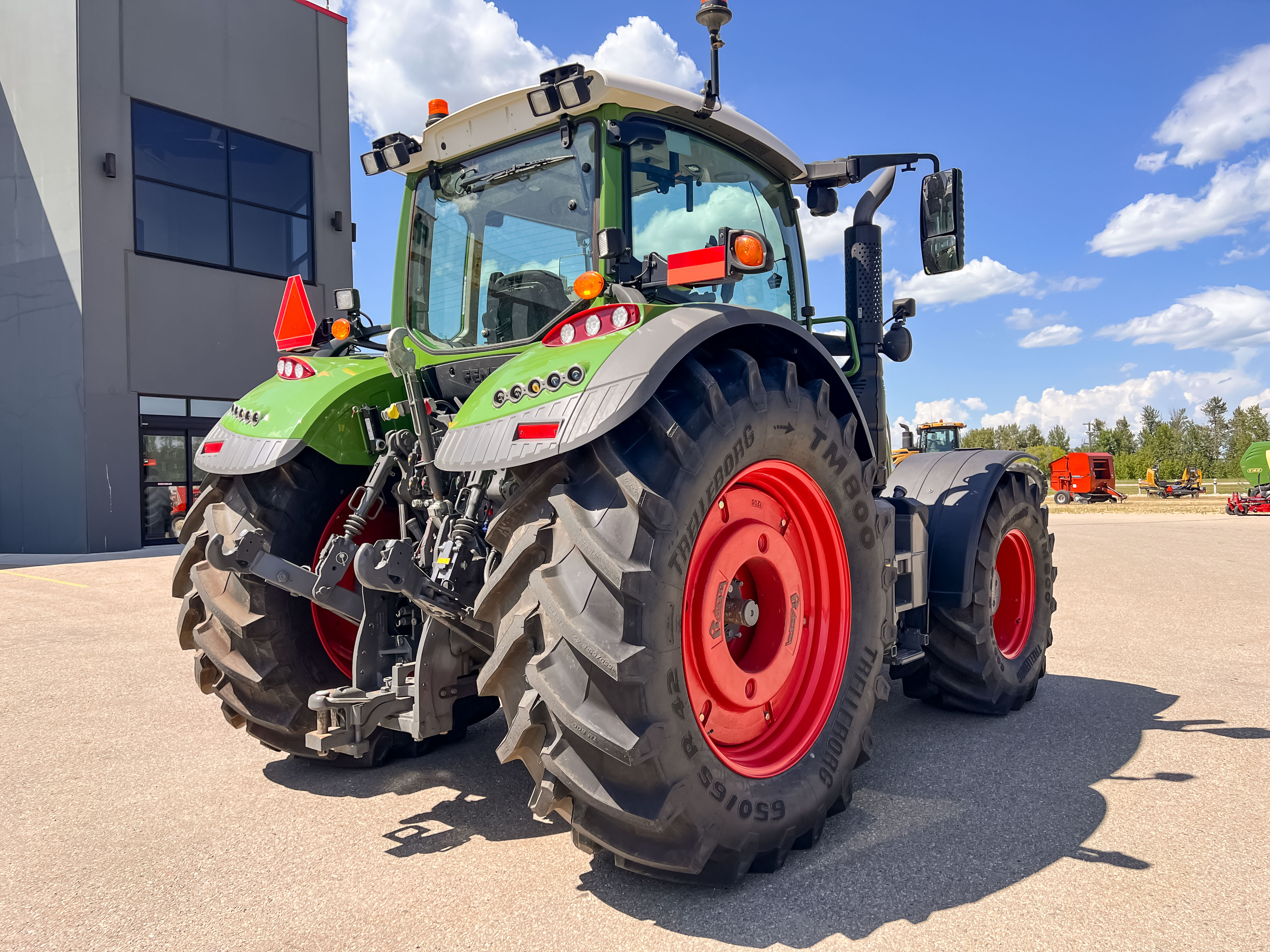 2021 Fendt 718 Gen6 Tractor