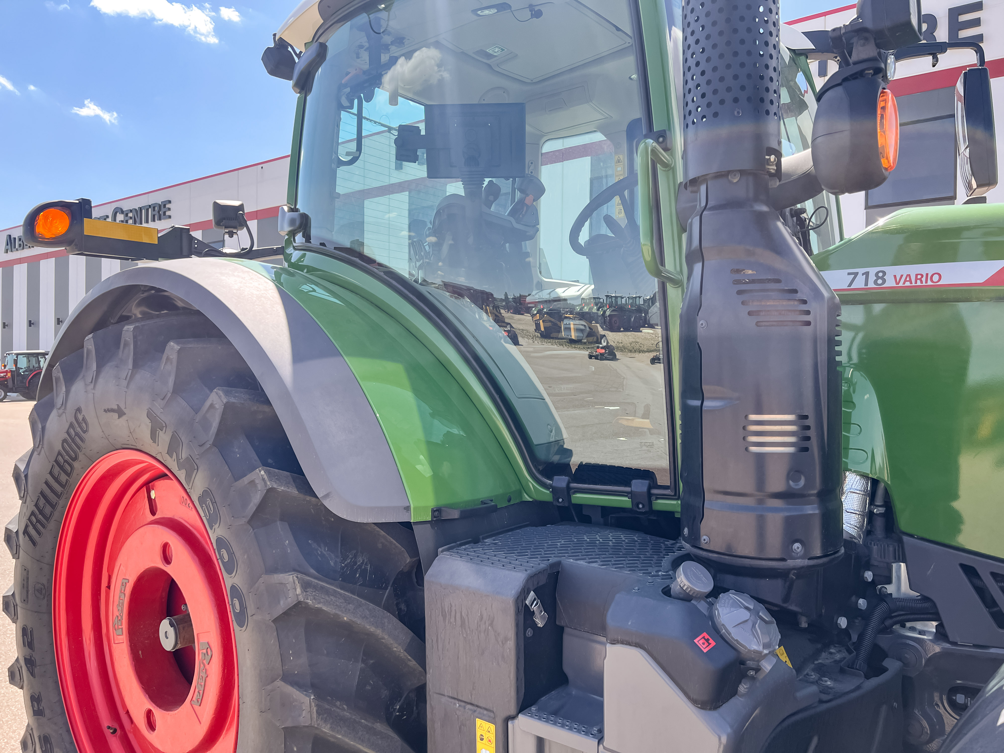 2021 Fendt 718 Gen6 Tractor