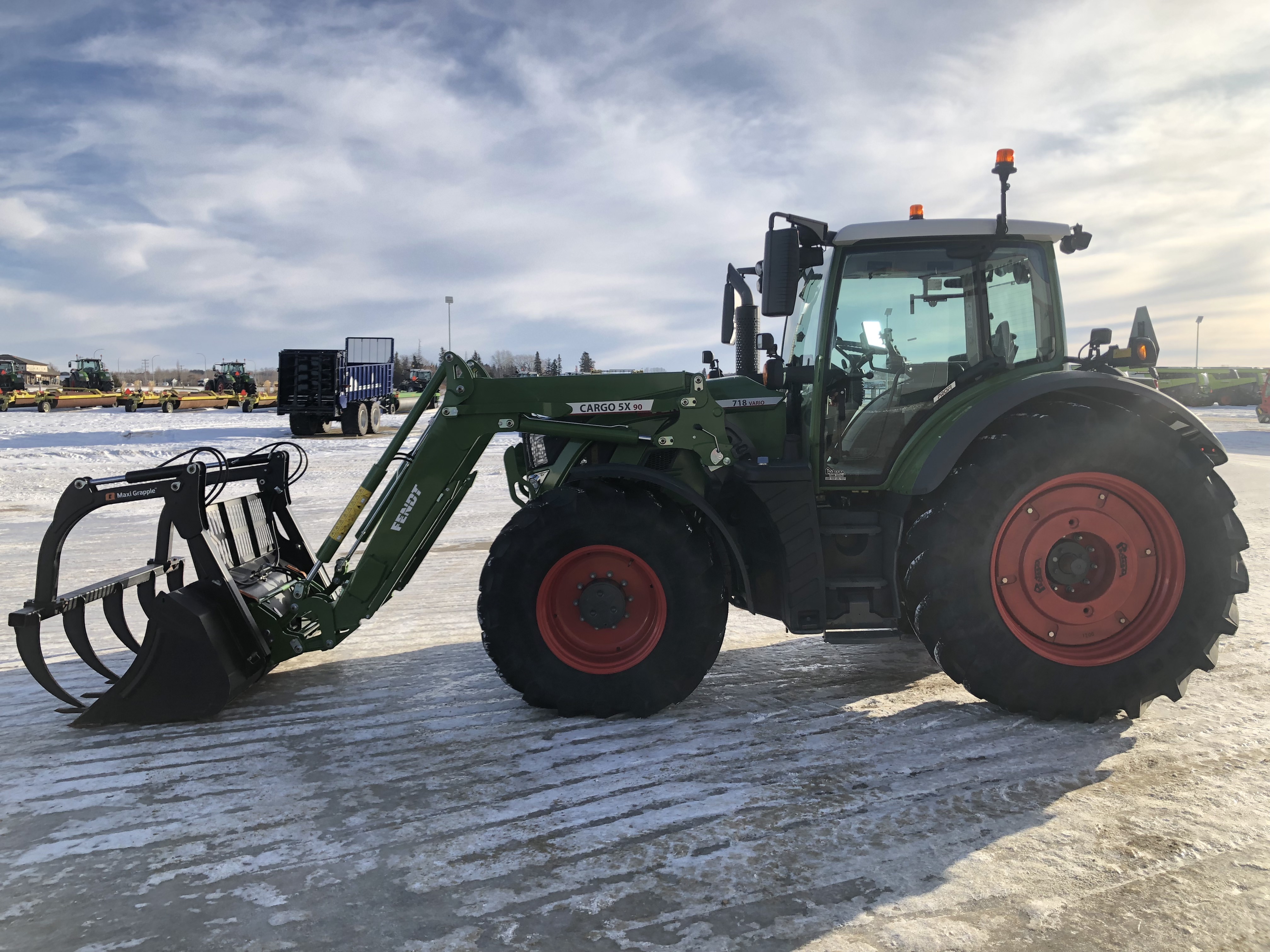 2021 Fendt 718 Gen6 Tractor