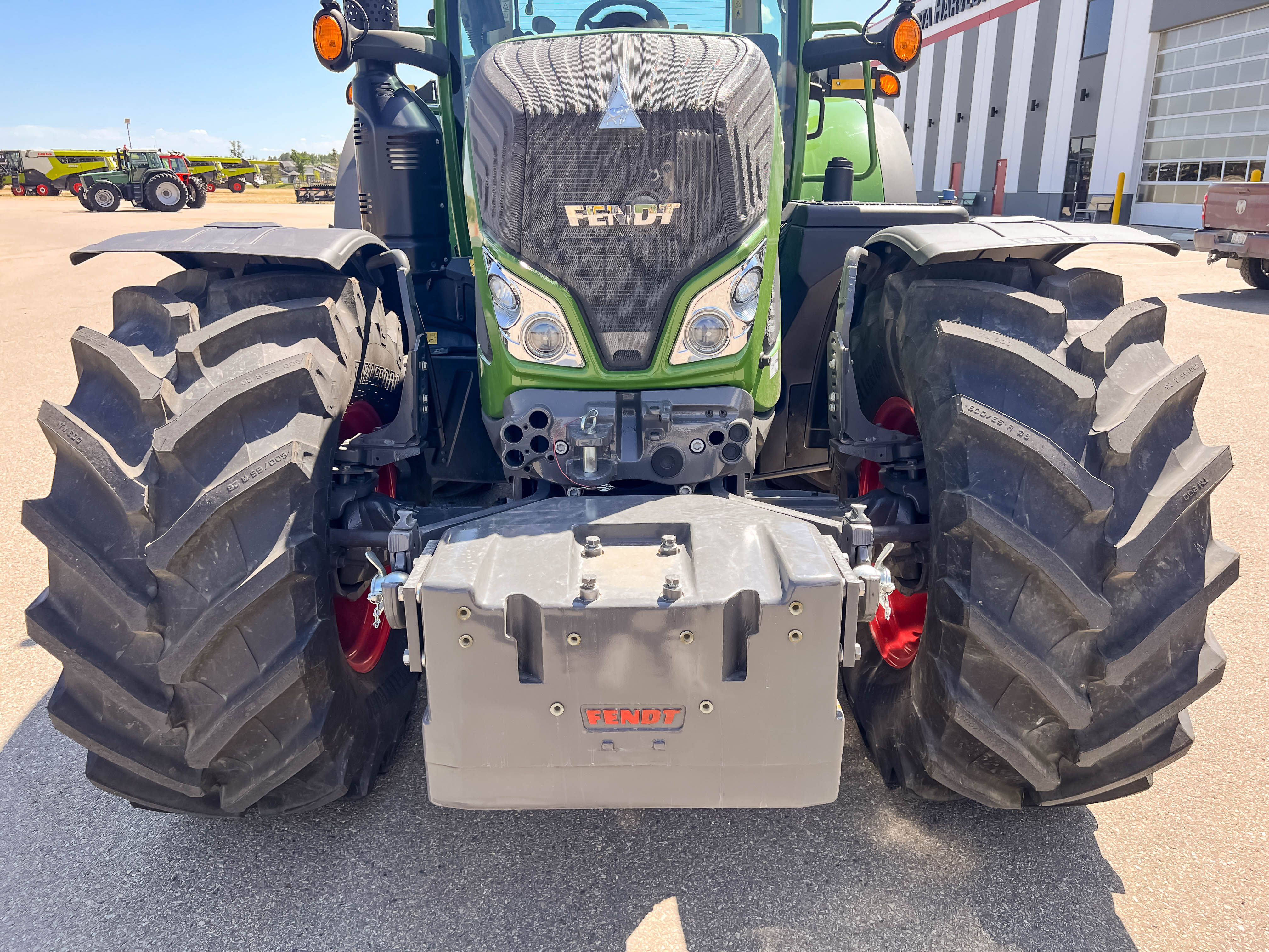 2021 Fendt 718 Gen6 Tractor