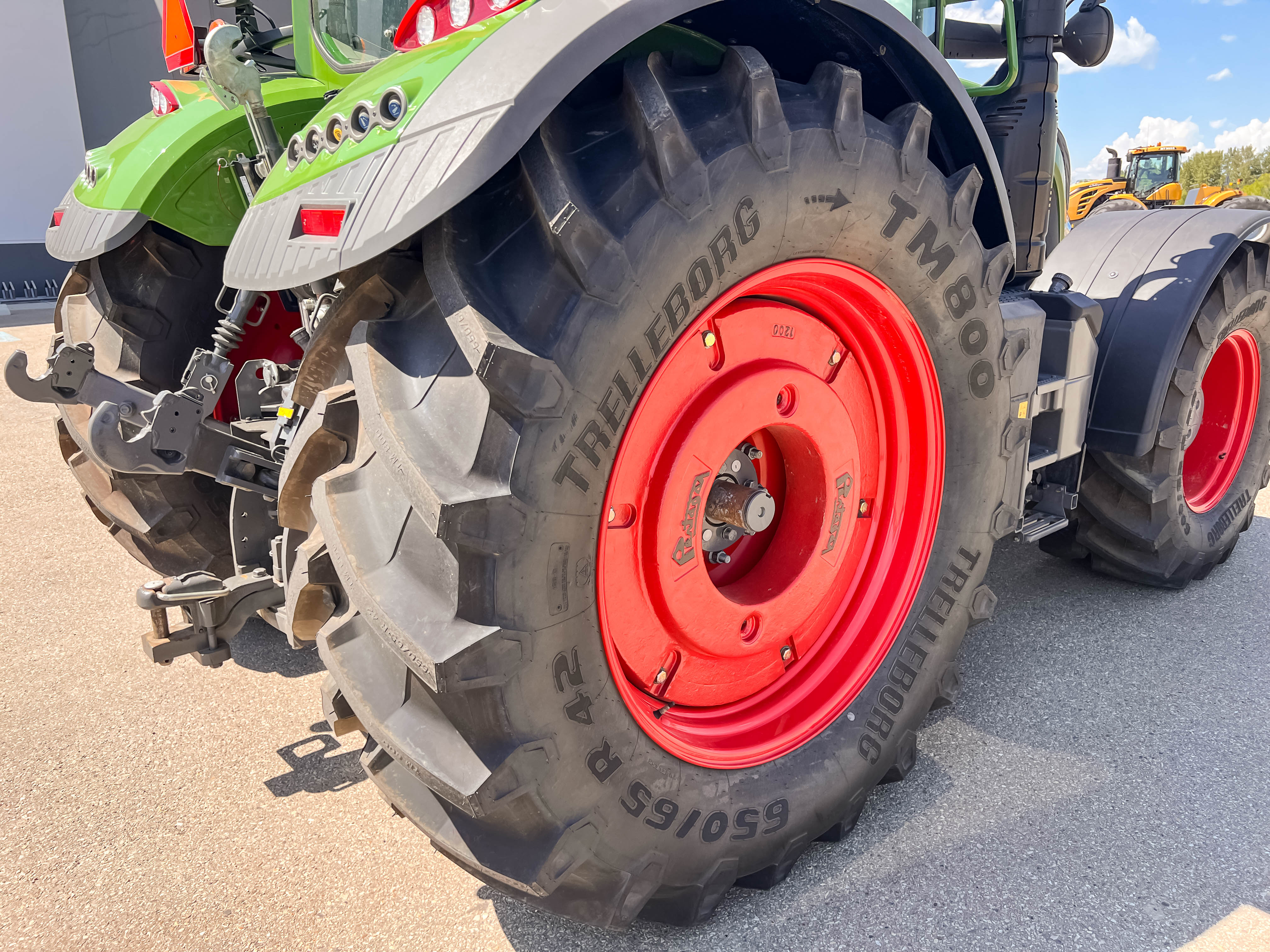 2021 Fendt 718 Gen6 Tractor