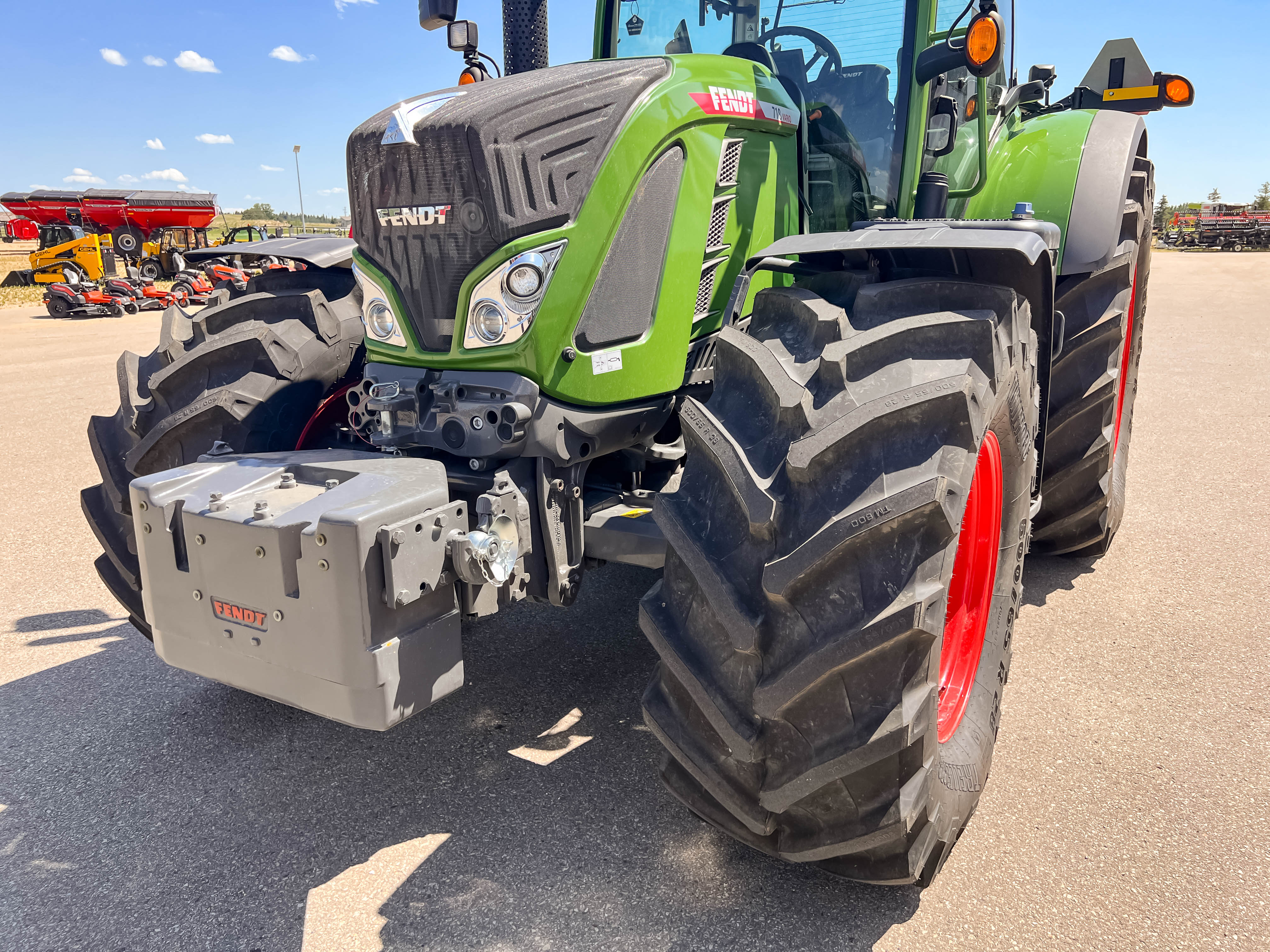 2021 Fendt 718 Gen6 Tractor