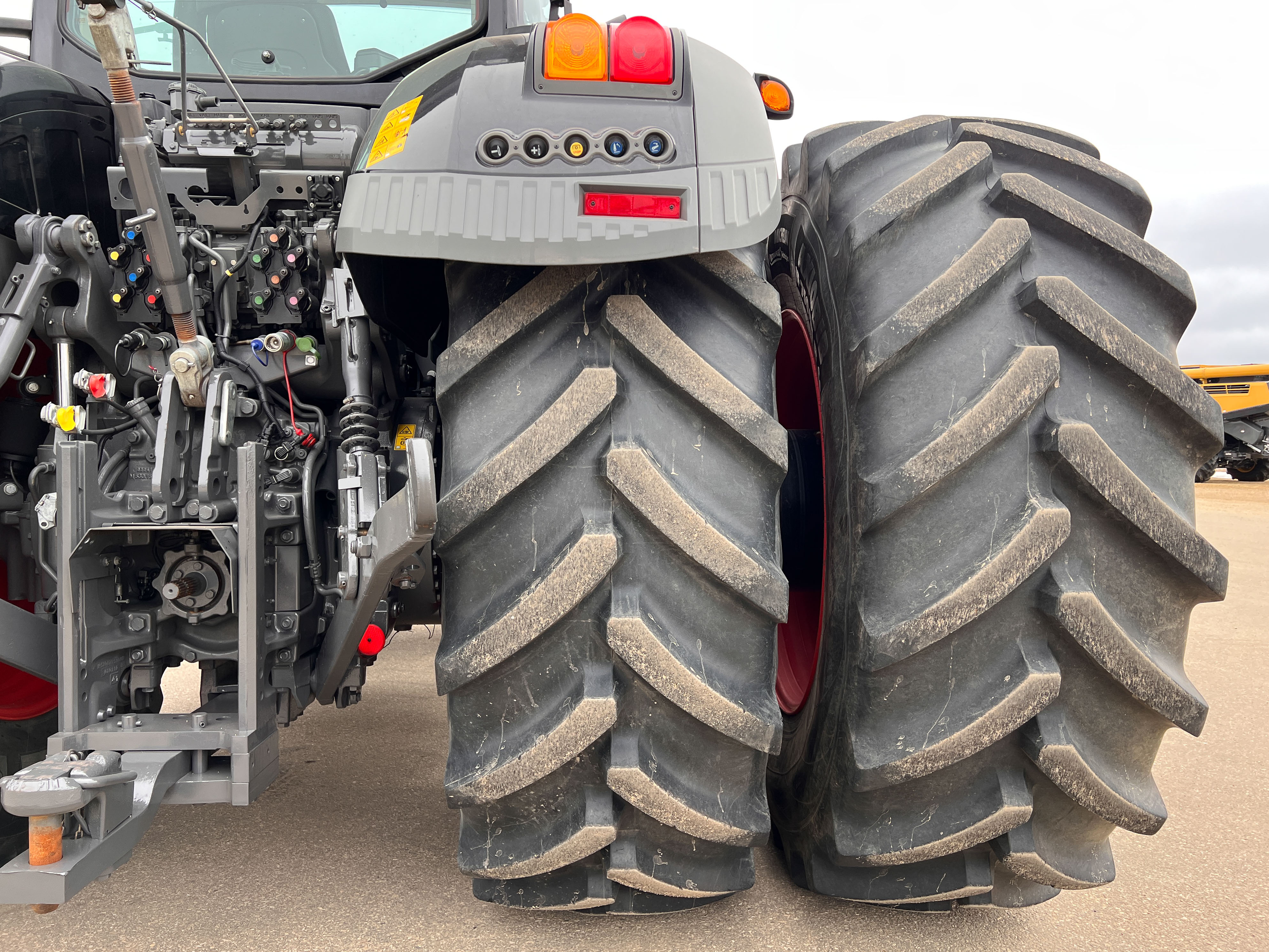 2019 Fendt 1046 Tractor