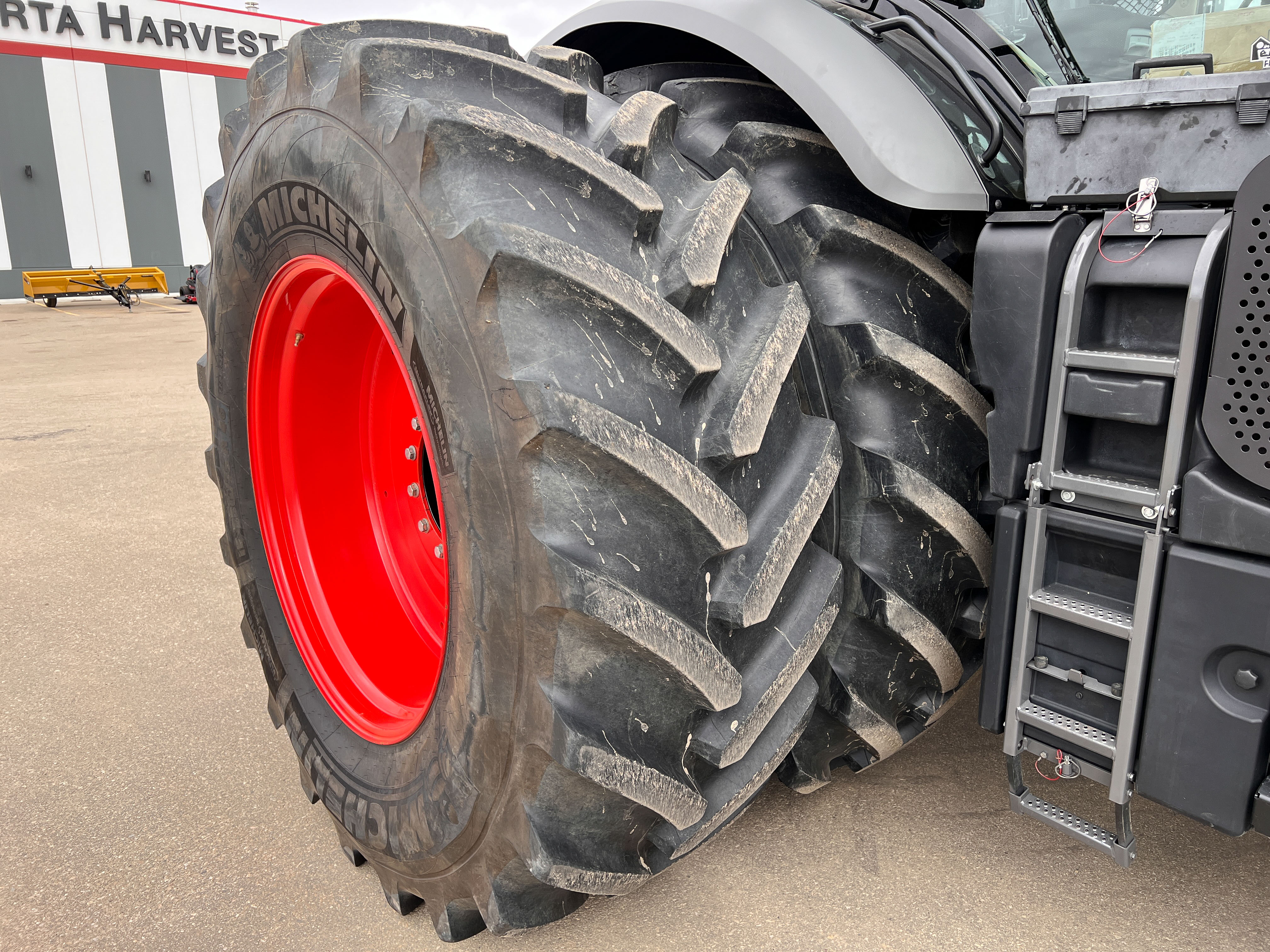 2019 Fendt 1046 Tractor