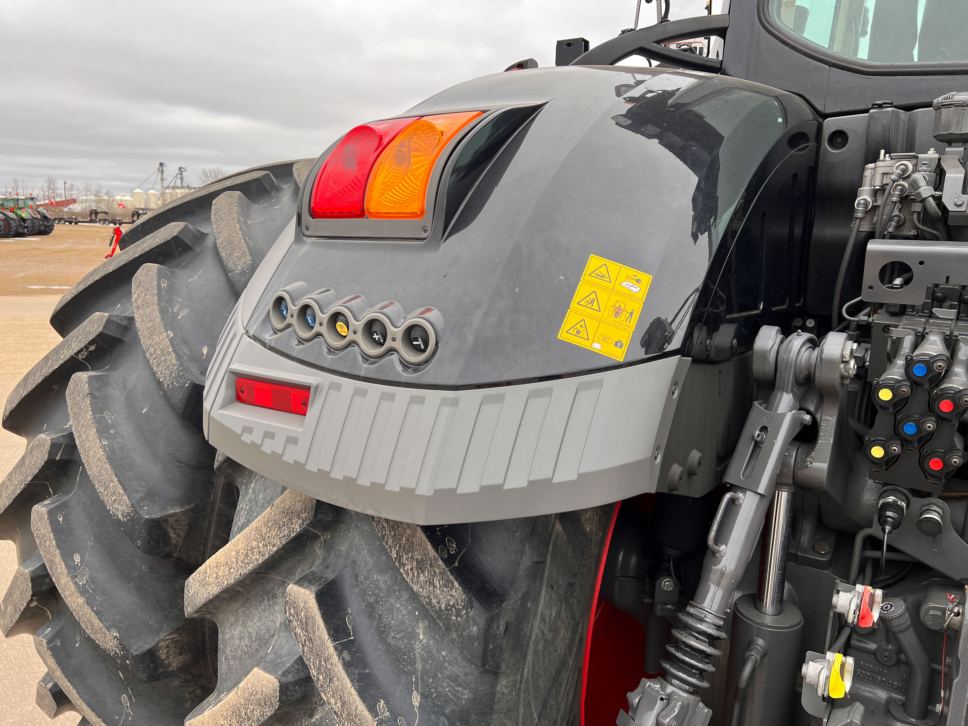 2019 Fendt 1046 Tractor