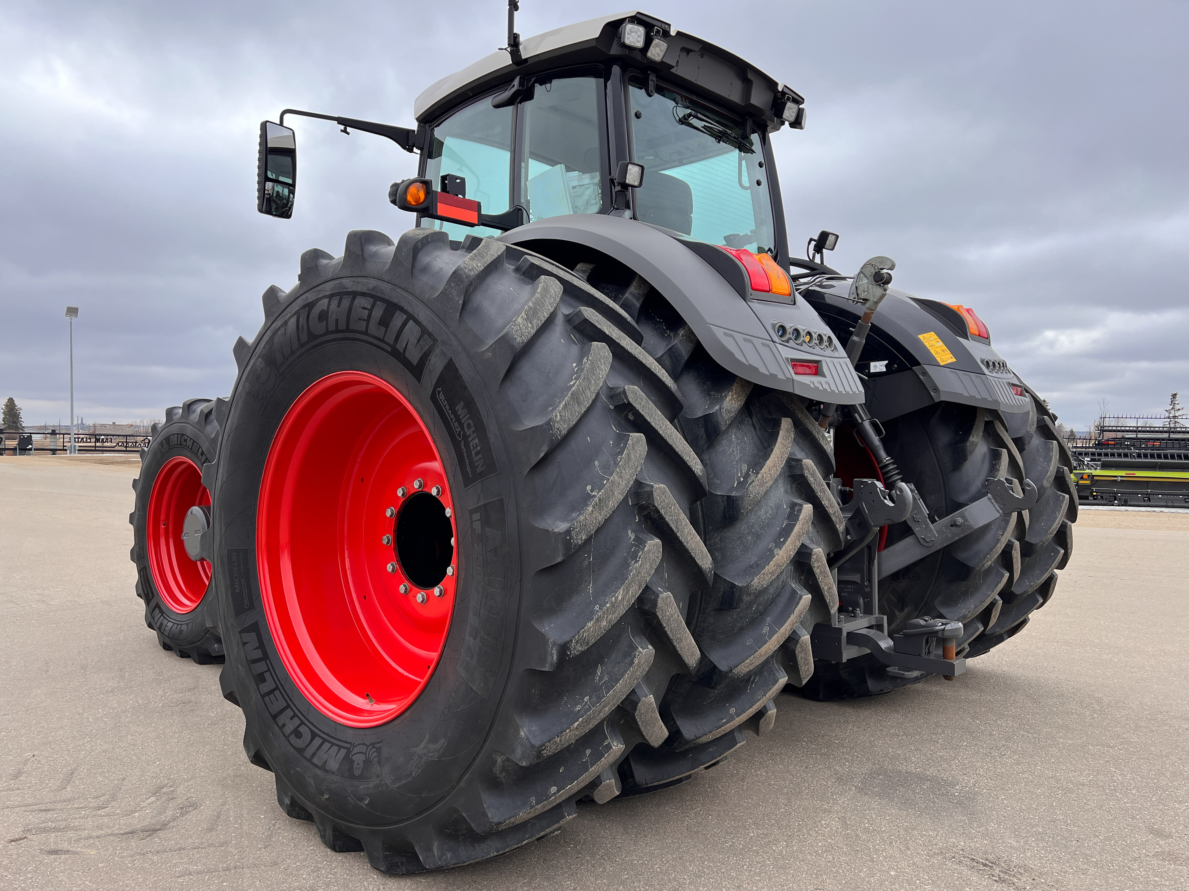 2019 Fendt 1046 Tractor