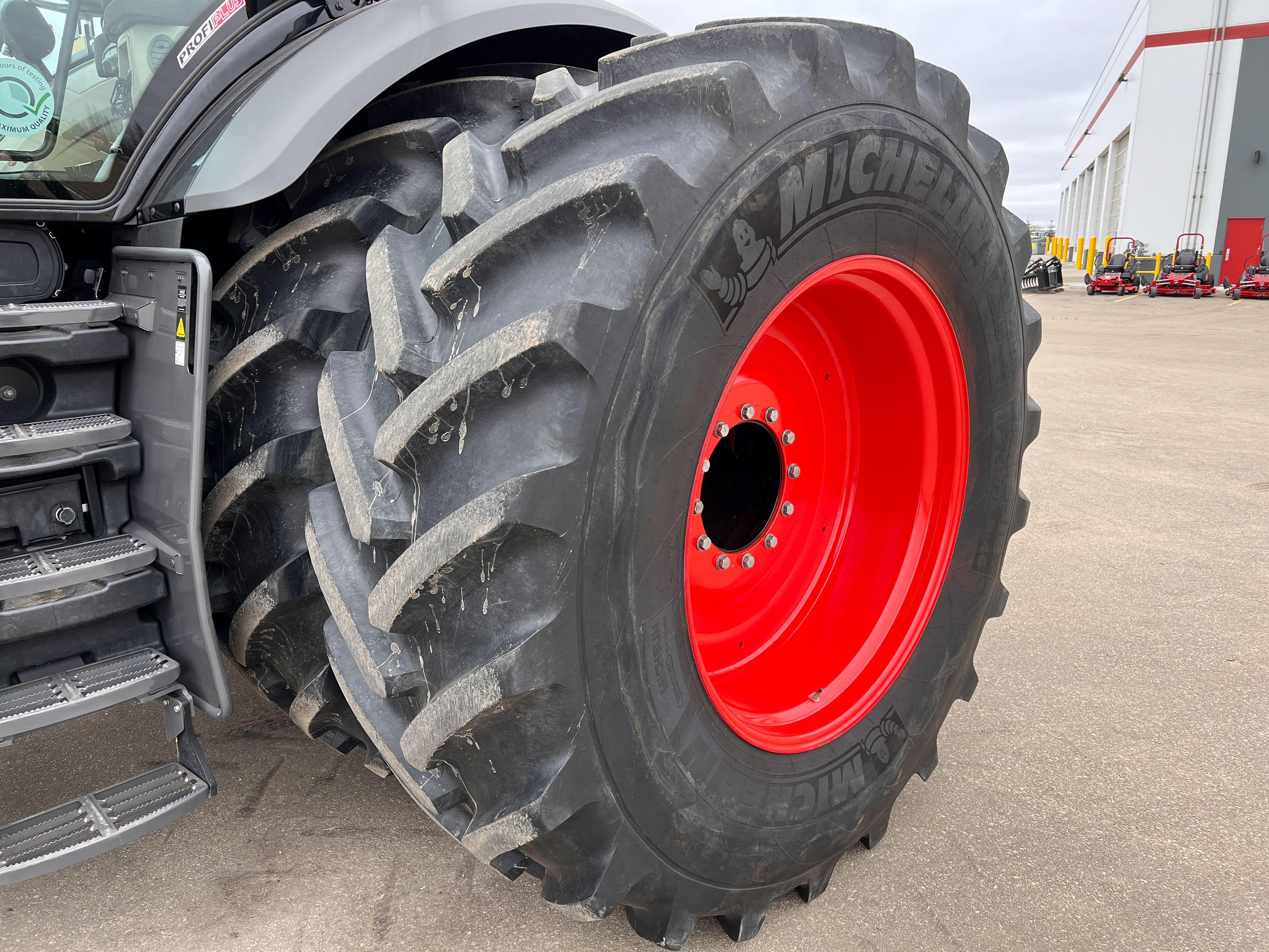 2019 Fendt 1046 Tractor