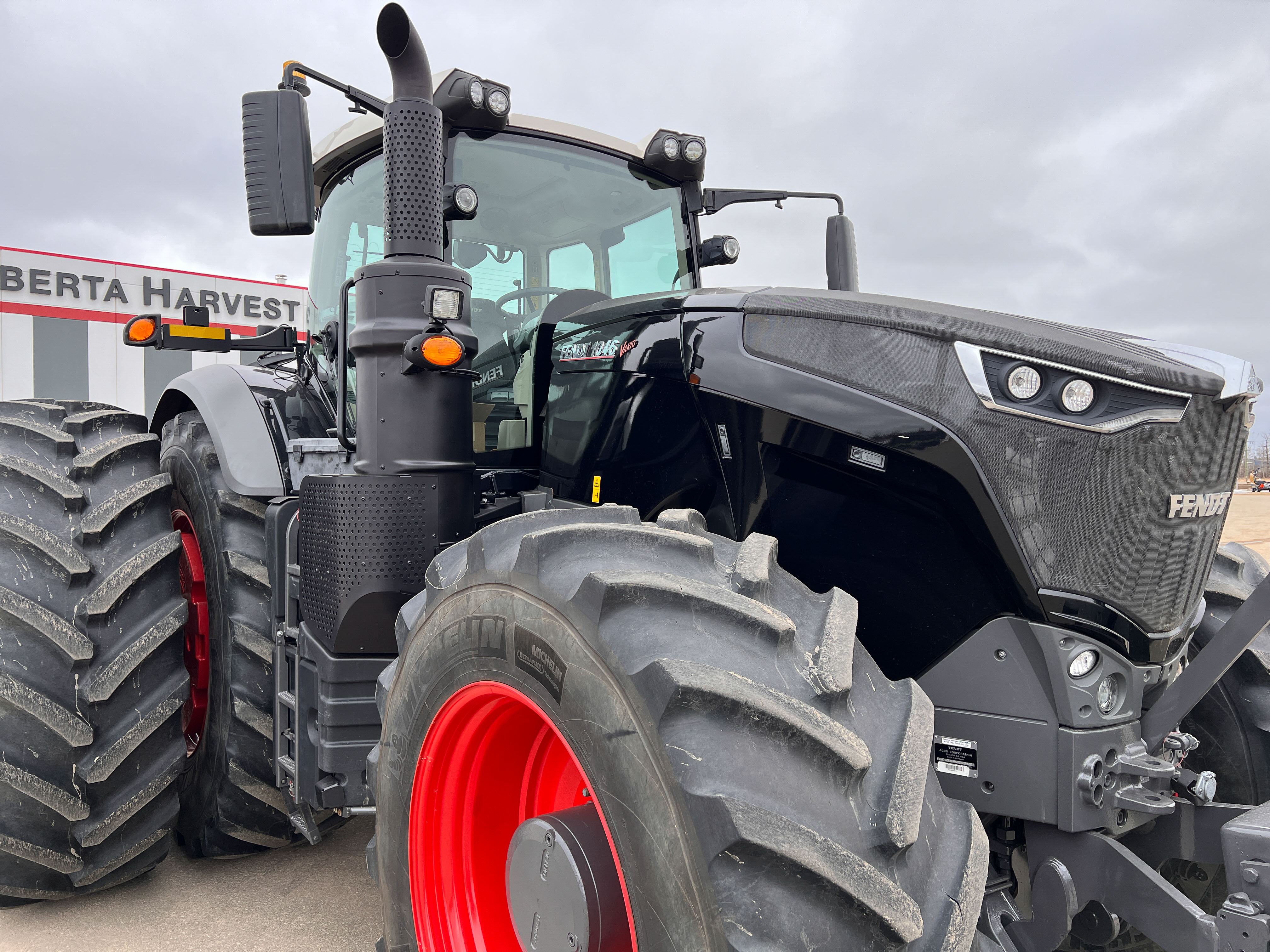 2019 Fendt 1046 Tractor