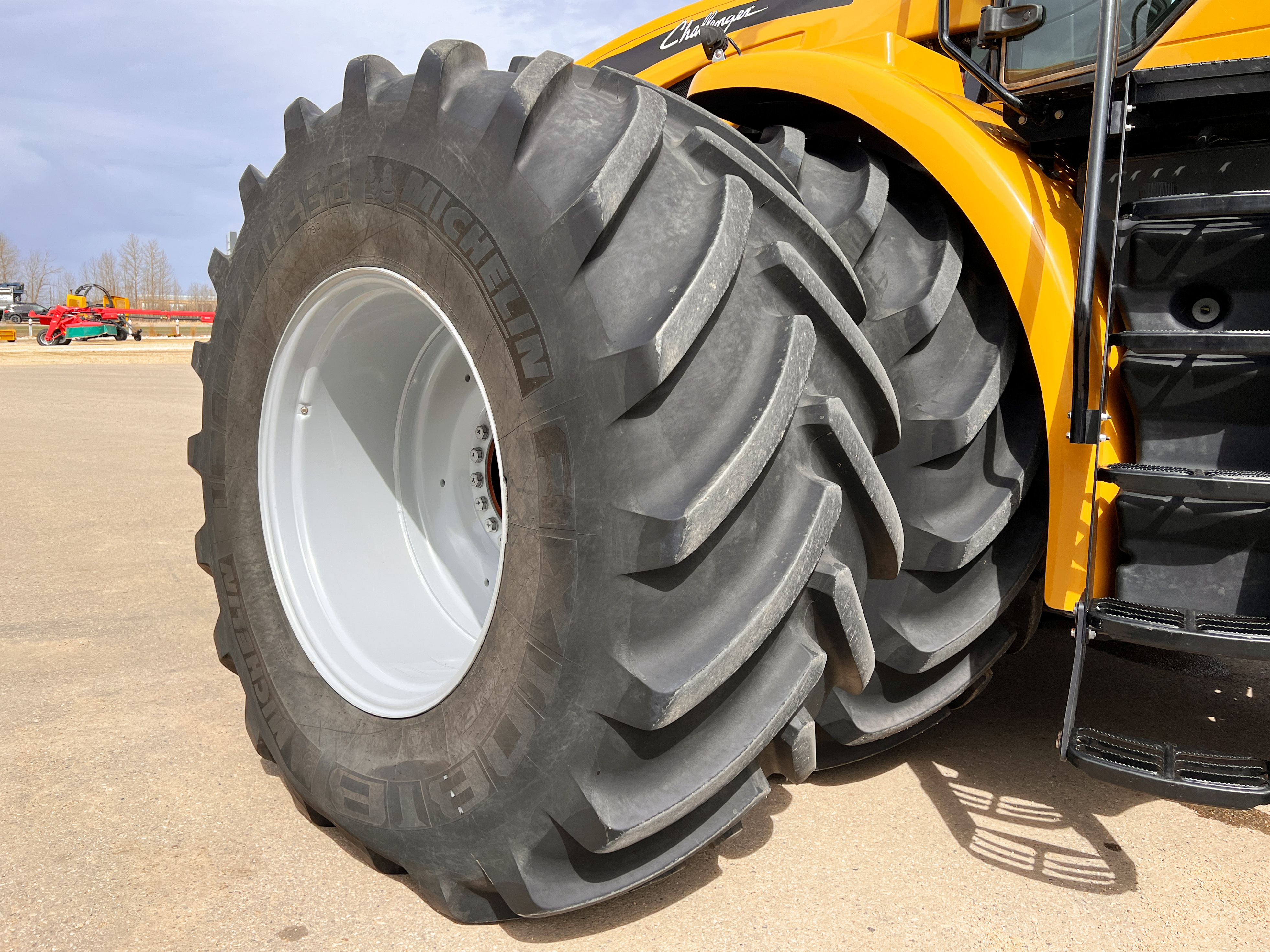 2018 Challenger MT955E Tractor