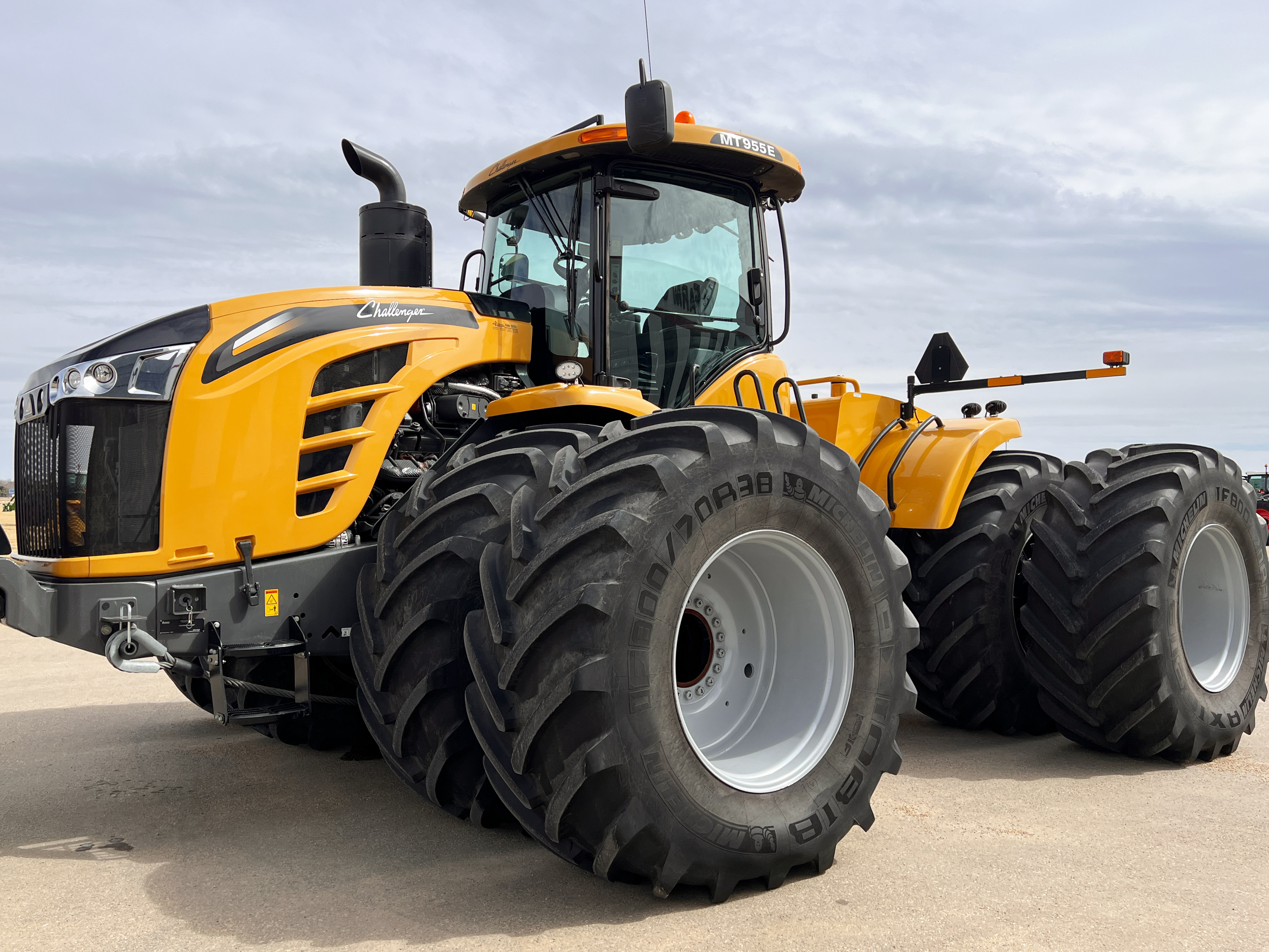 2018 Challenger MT955E Tractor