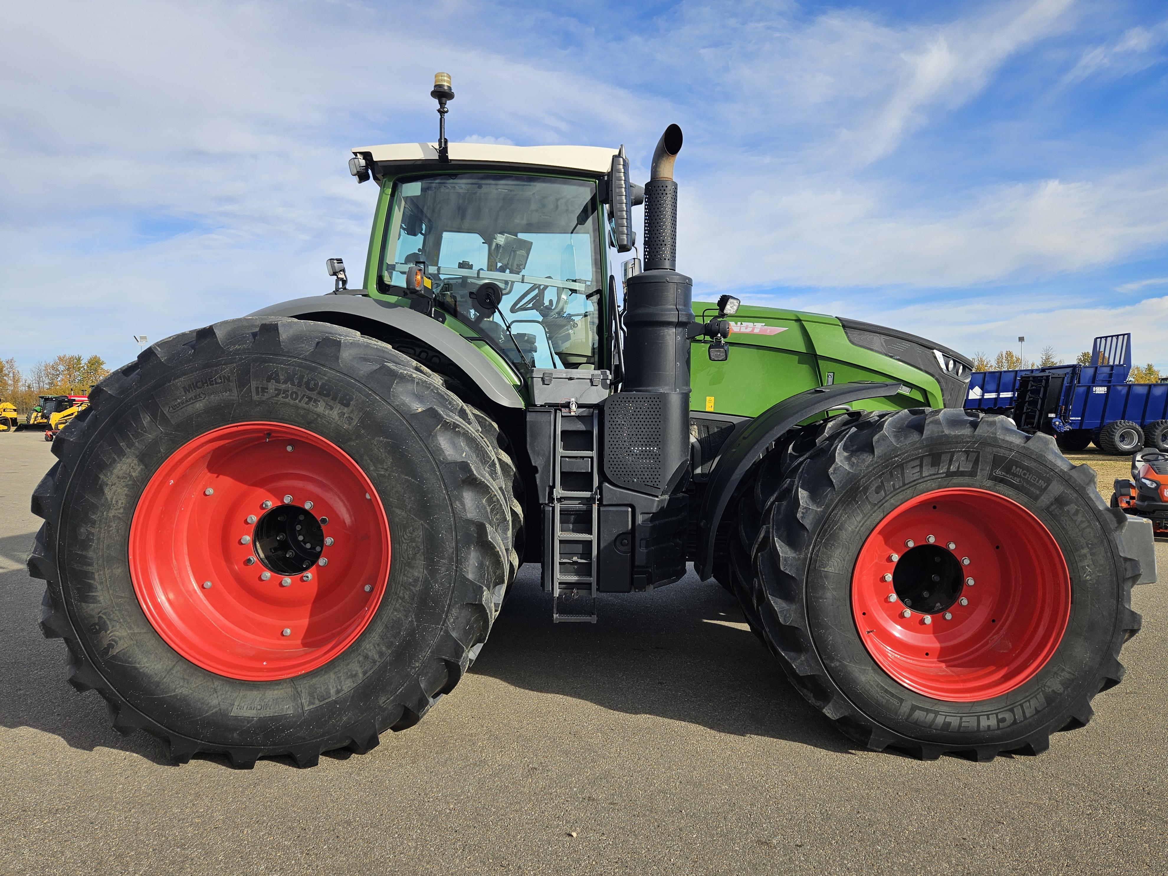 2019 Fendt 1050 Tractor