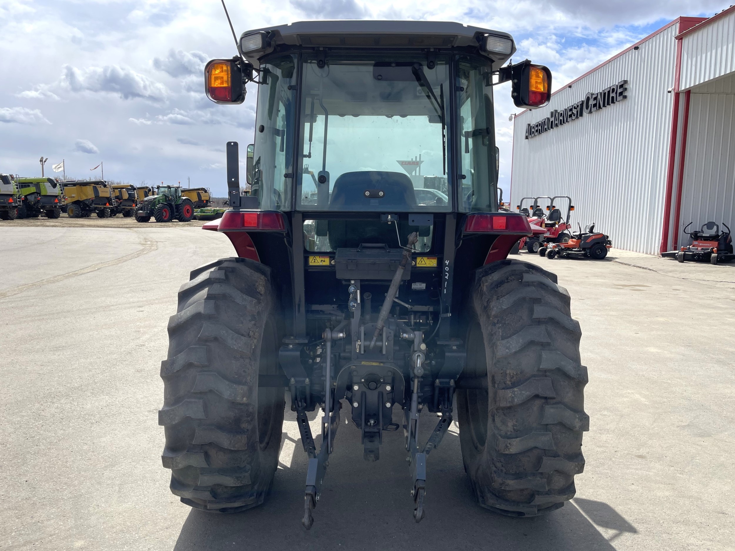 2011 Massey Ferguson 1635 Tractor