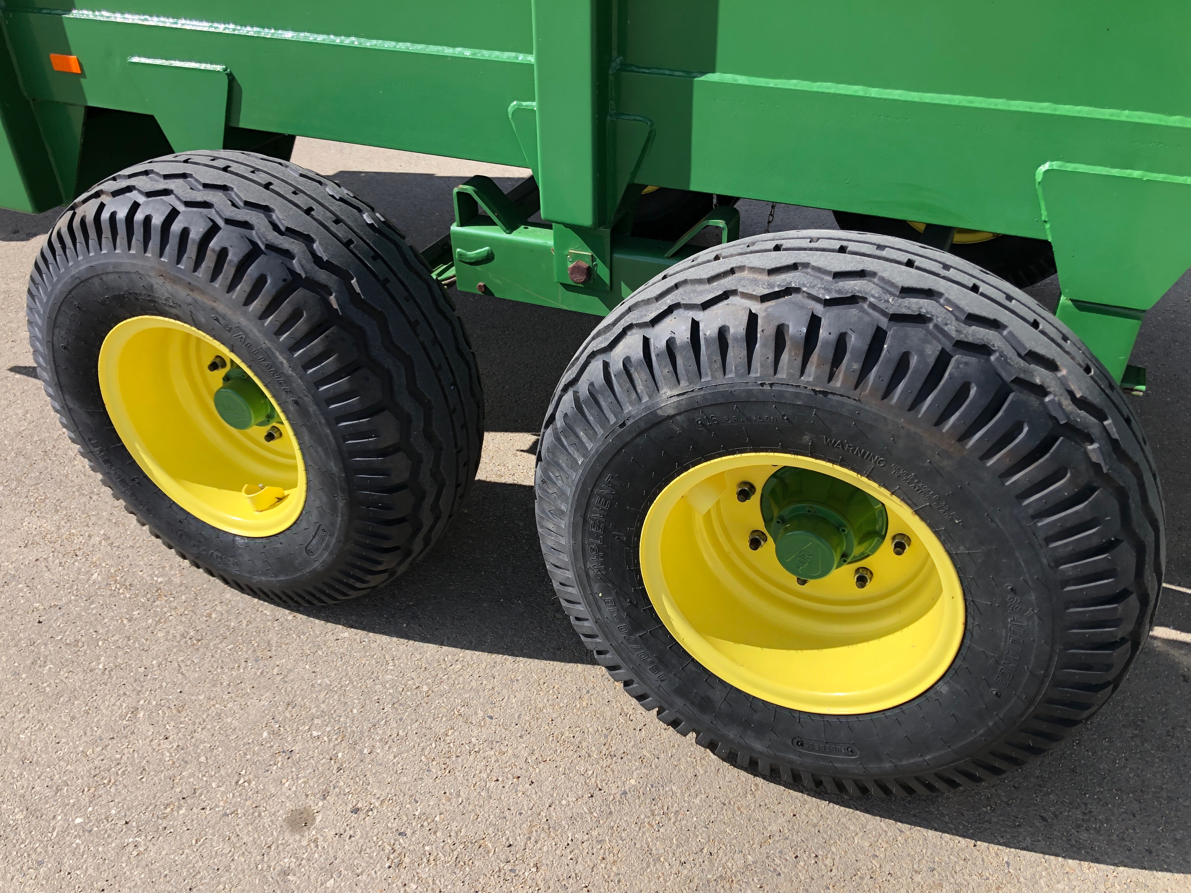 2016 Bunning Lowlander Farmstar 80 Manure Spreader