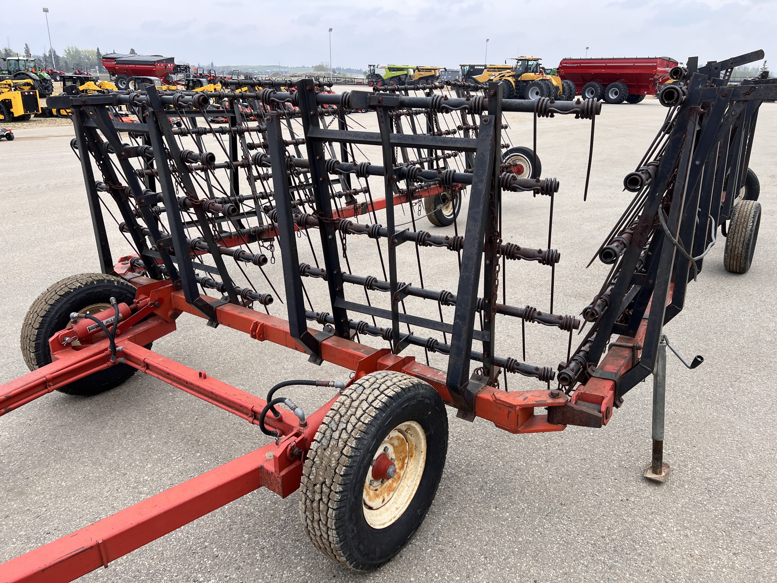 1995 Farm King 50 Harrow