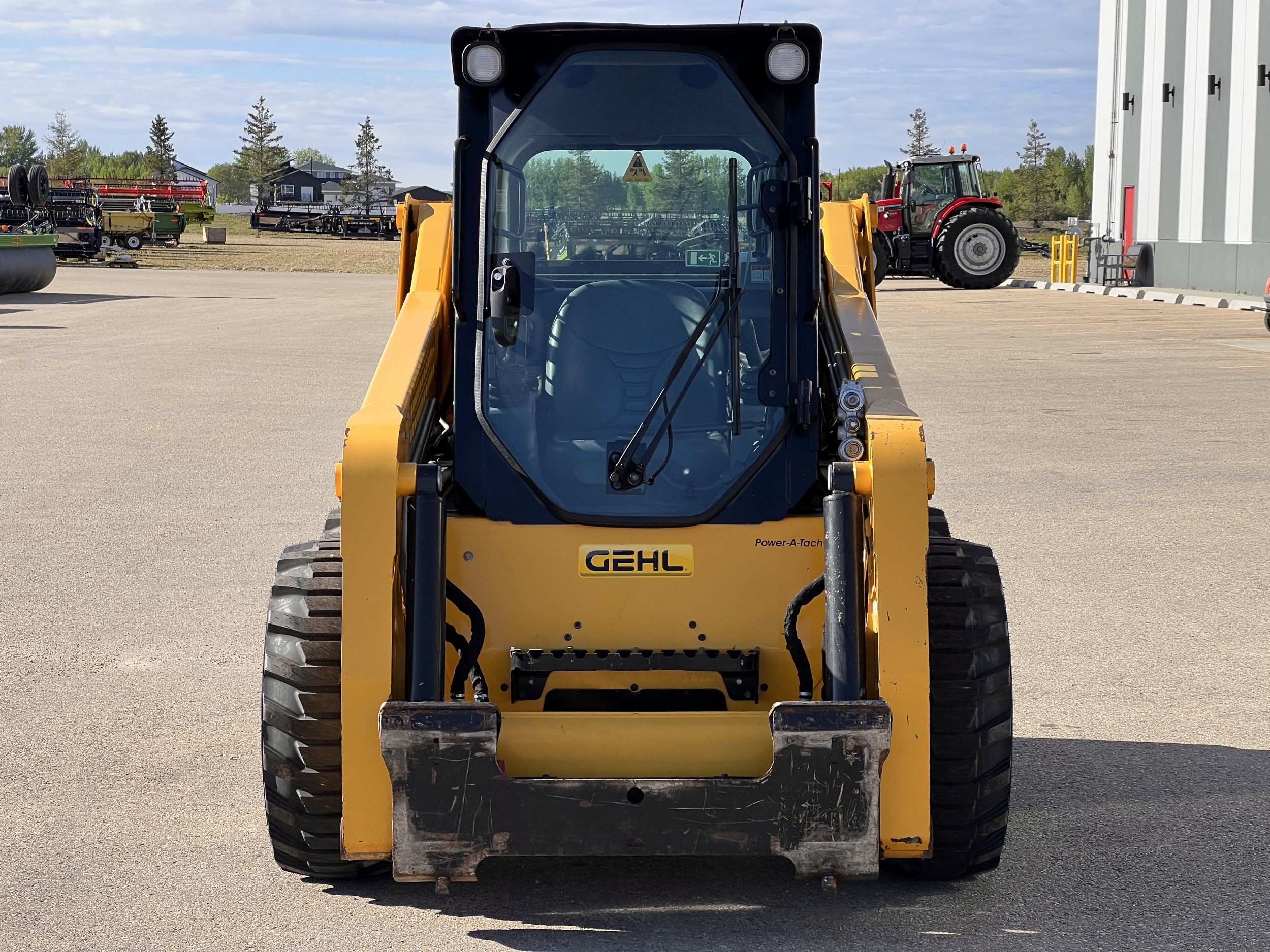 2019 Gehl R220 Skid Steer Loader