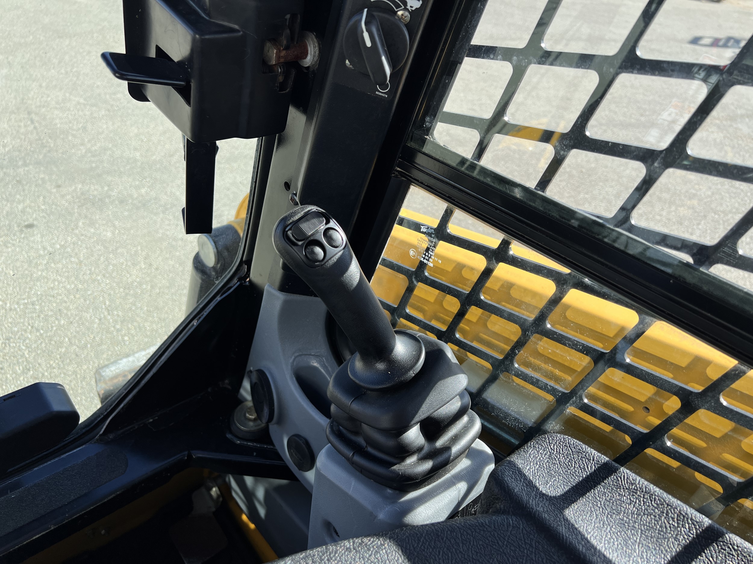 2019 Gehl R220 Skid Steer Loader