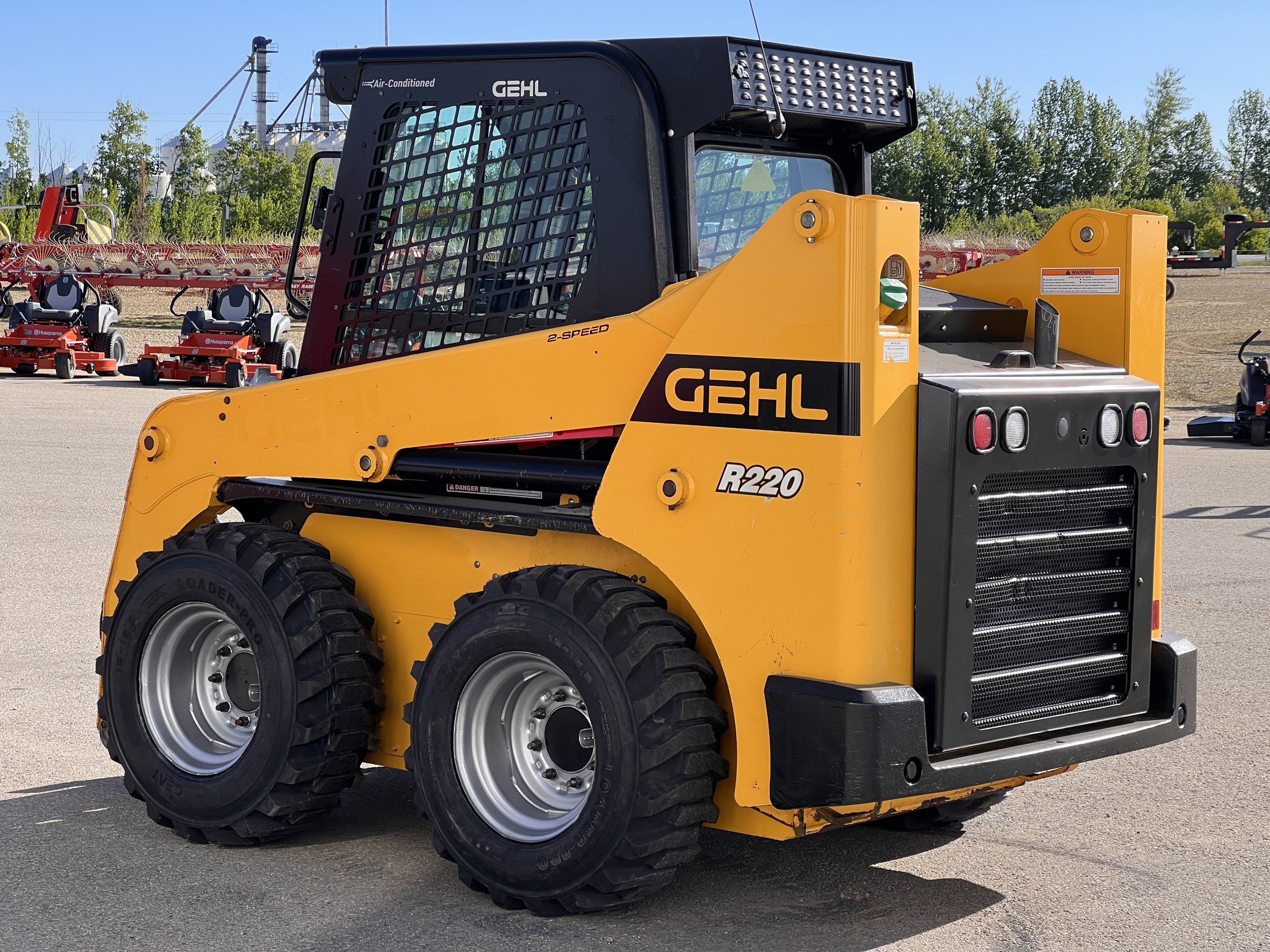 2019 Gehl R220 Skid Steer Loader