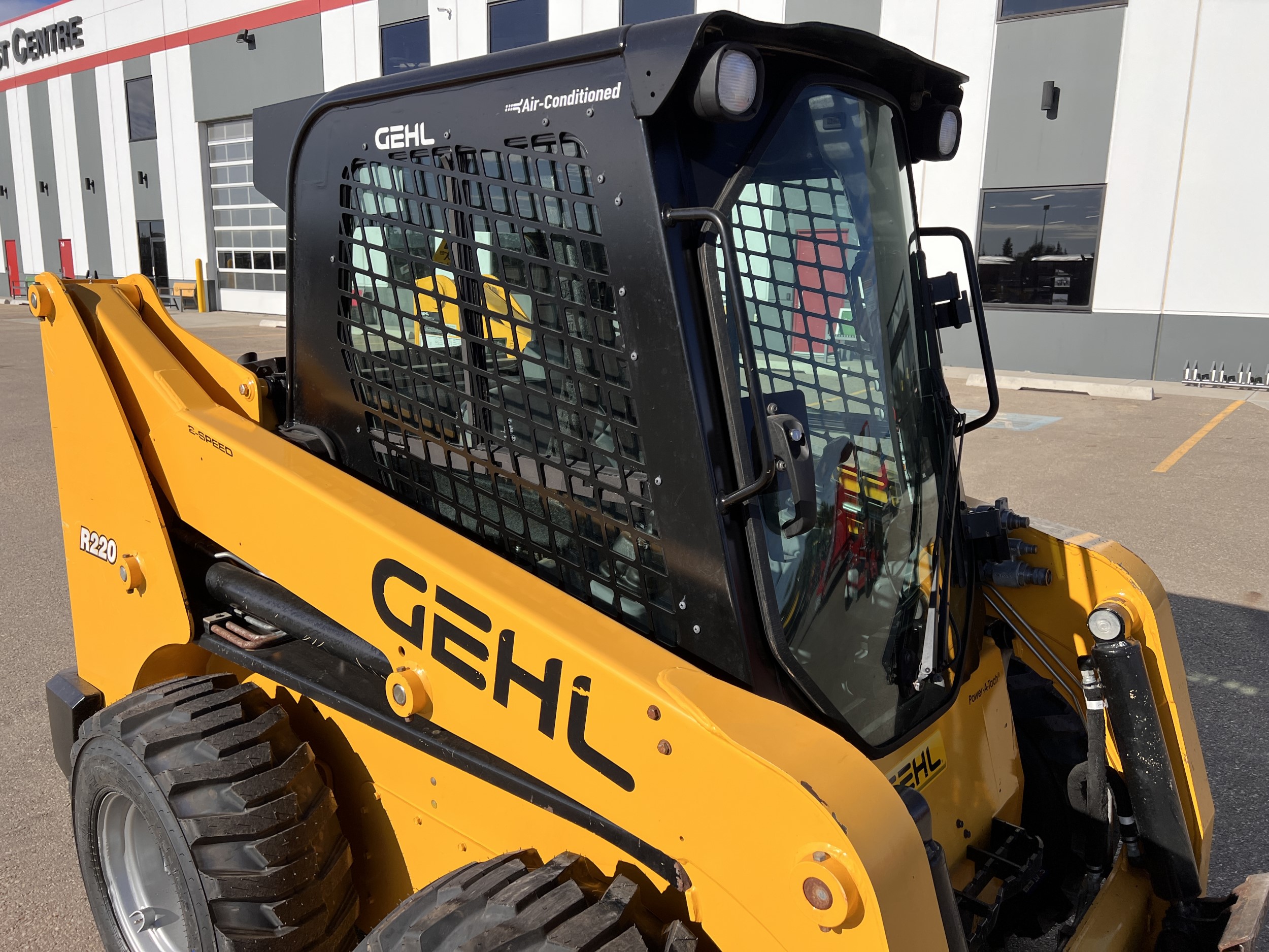 2019 Gehl R220 Skid Steer Loader