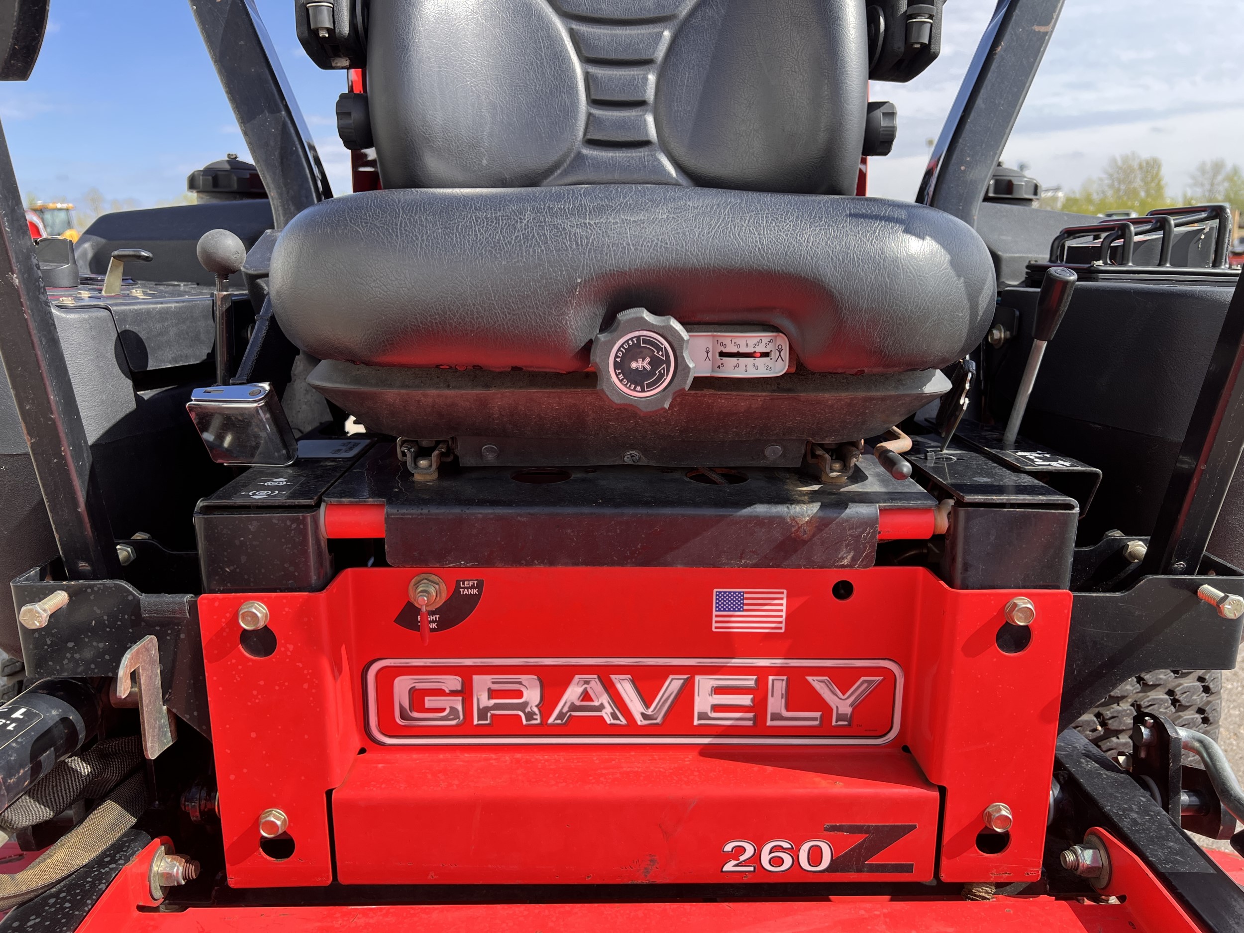 Gravely 260Z-26 Mower/Zero Turn