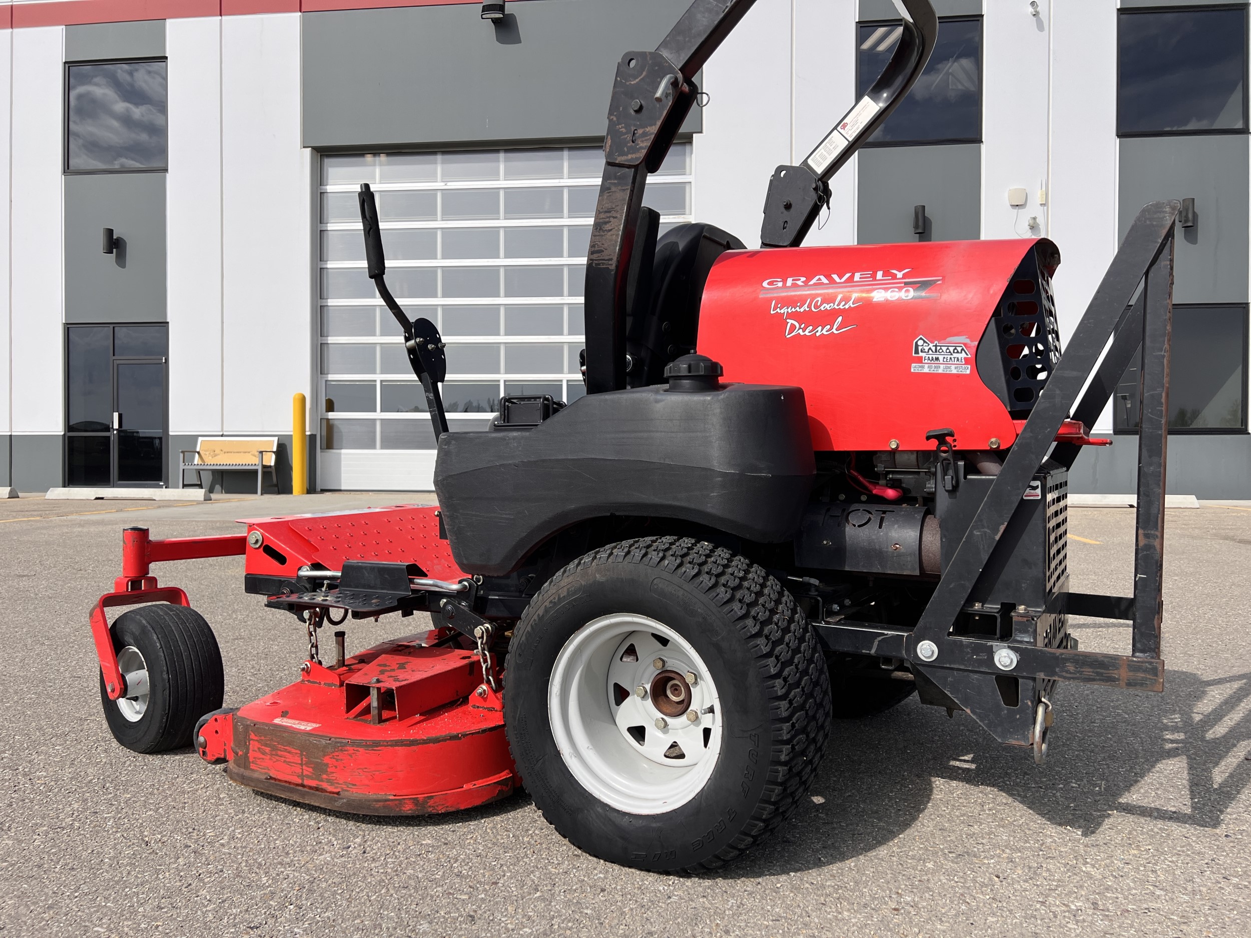 Gravely 260Z-26 Mower/Zero Turn