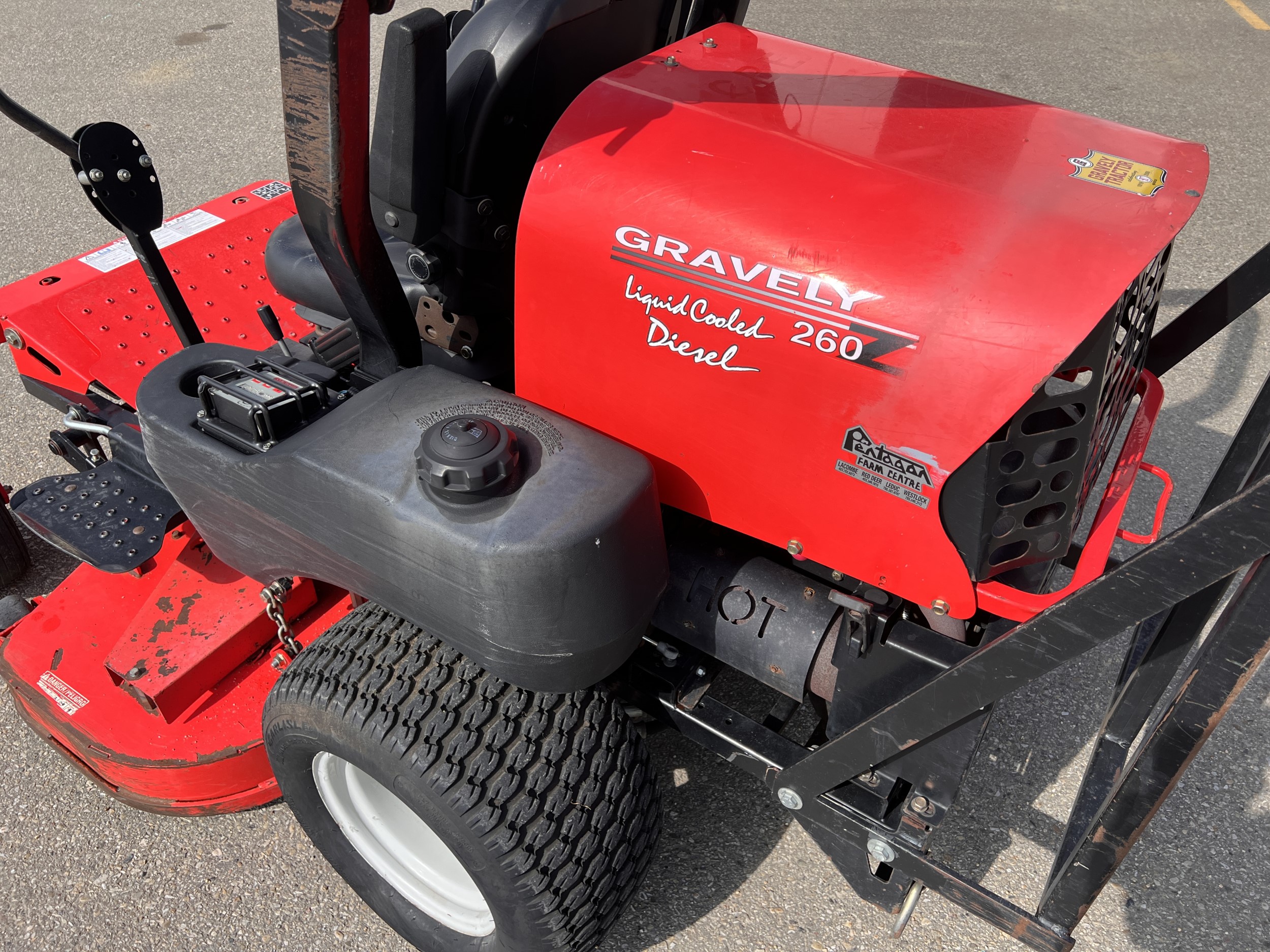 Gravely 260Z-26 Mower/Zero Turn