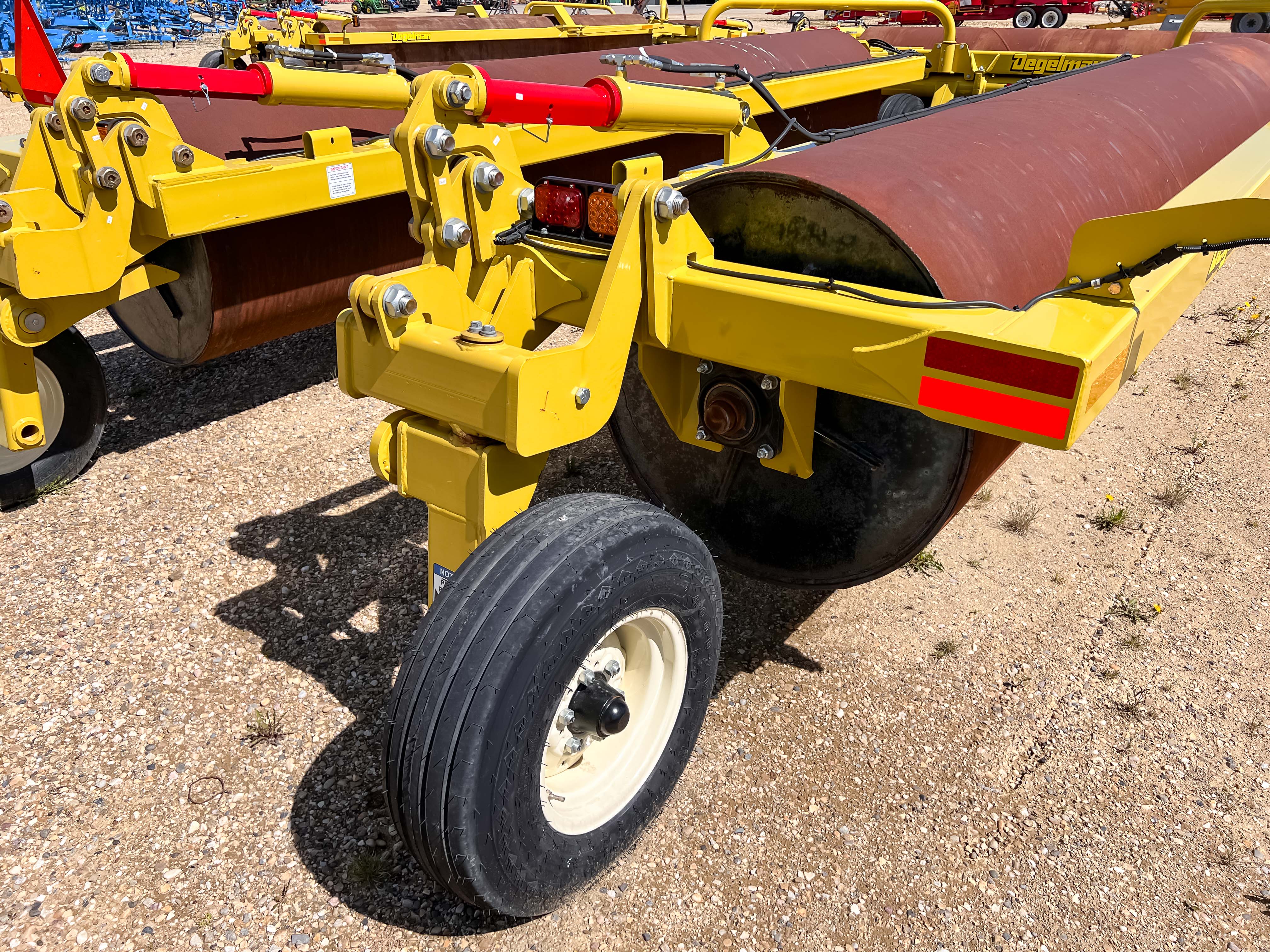 2023 Degelman LR7645 Land Roller