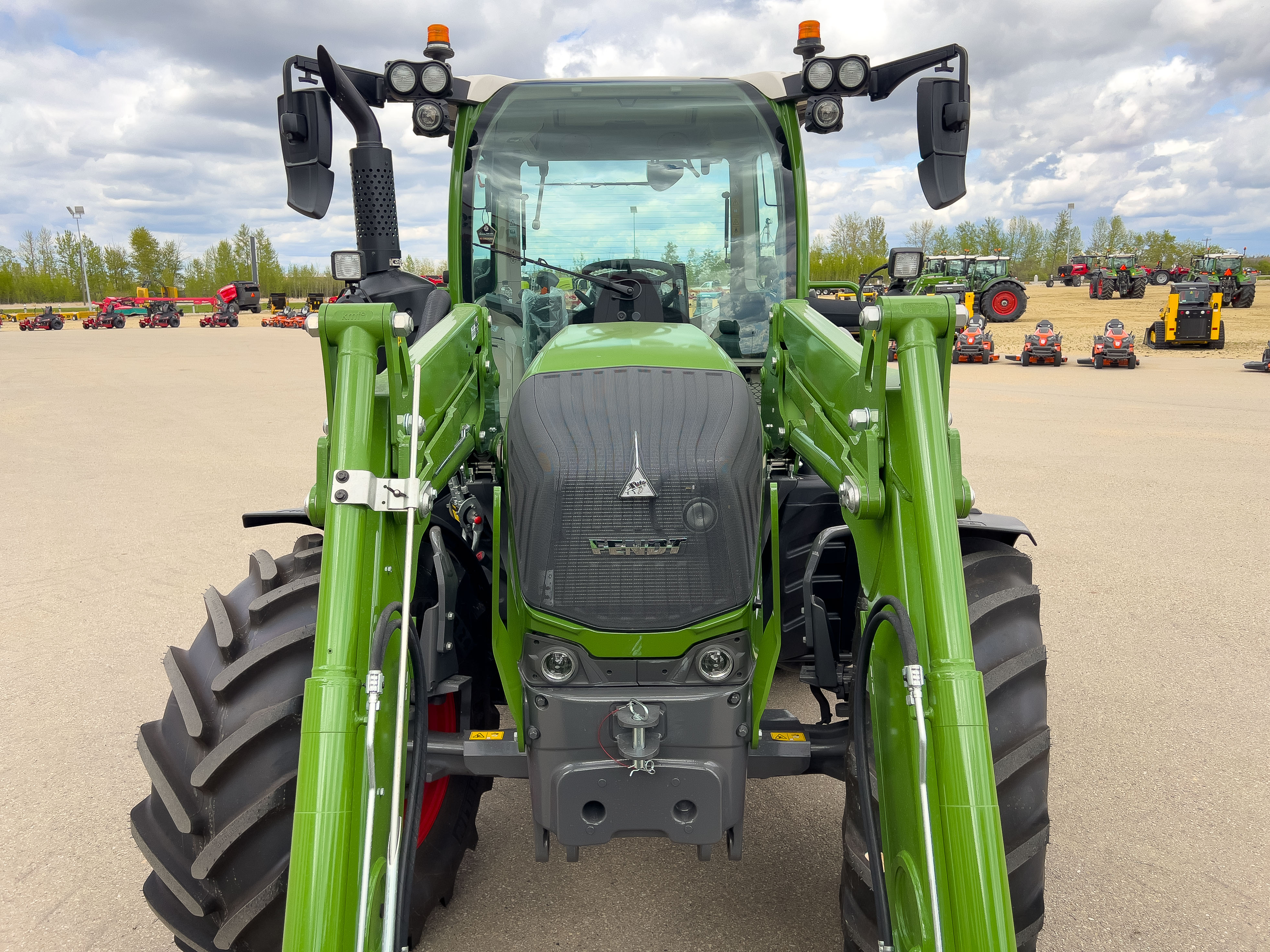 2023 Fendt 312 Gen4 Tractor