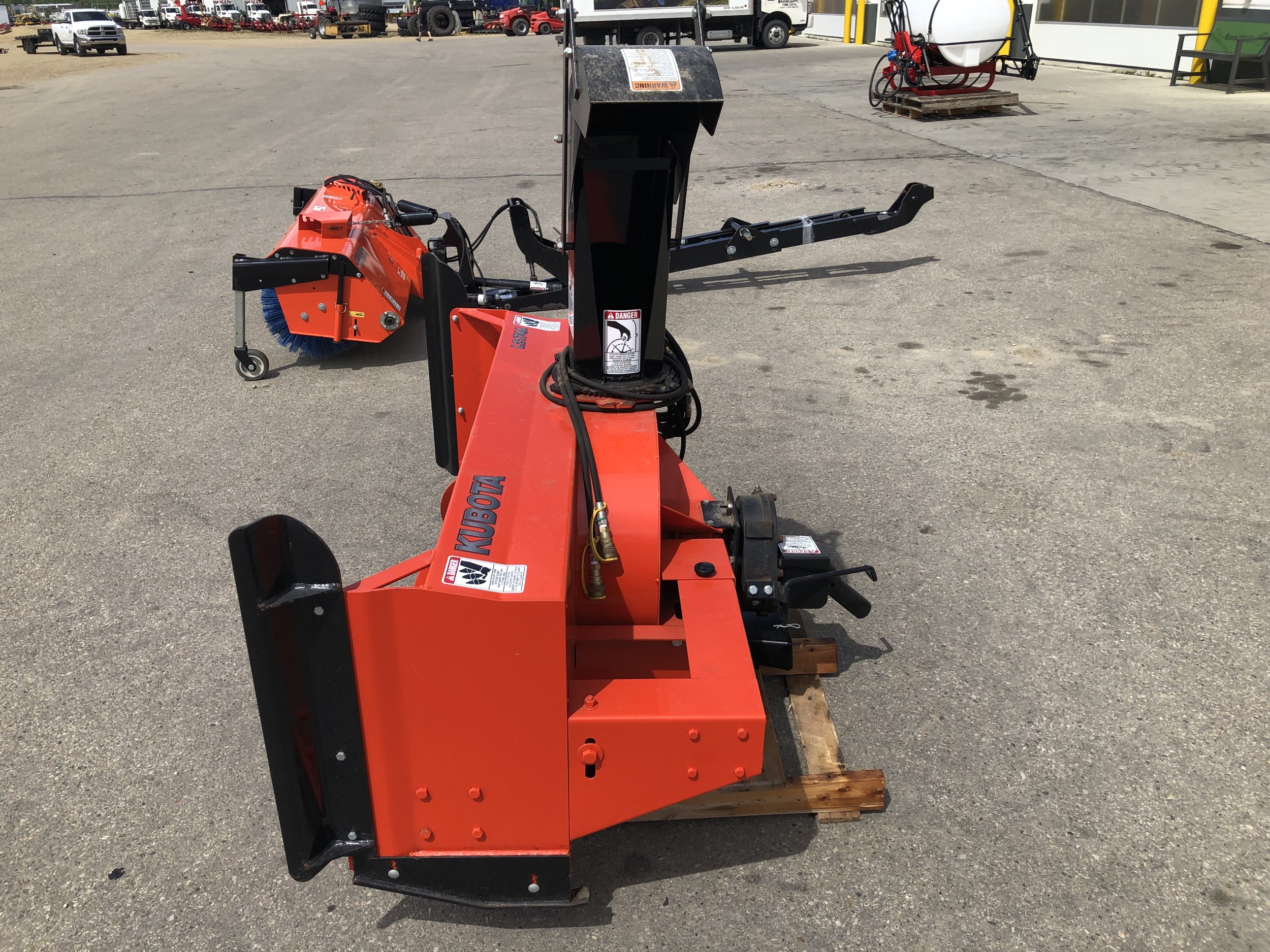 2007 Kubota L2174A Snow Blower