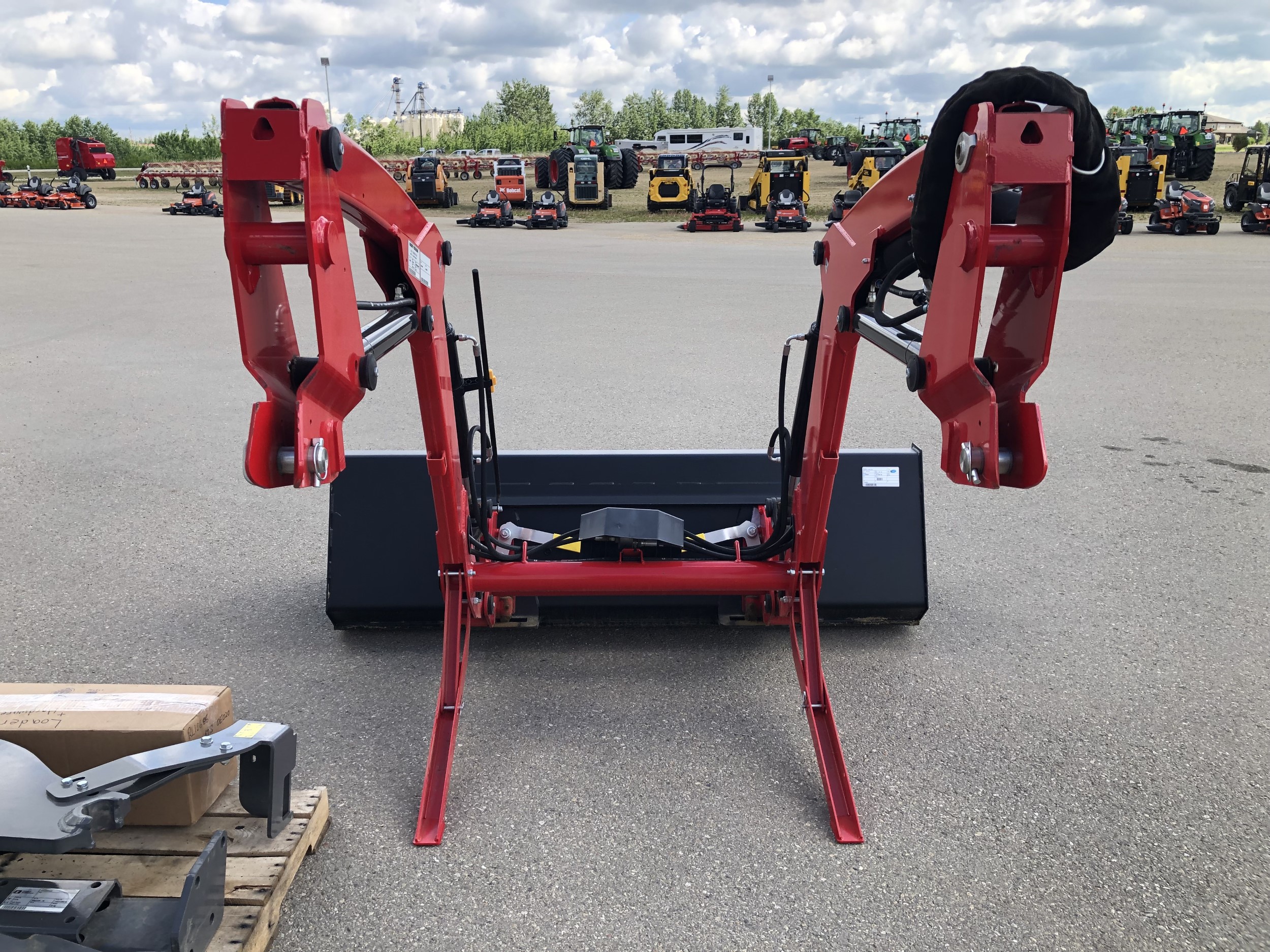 2022 Massey Ferguson 911X Loader