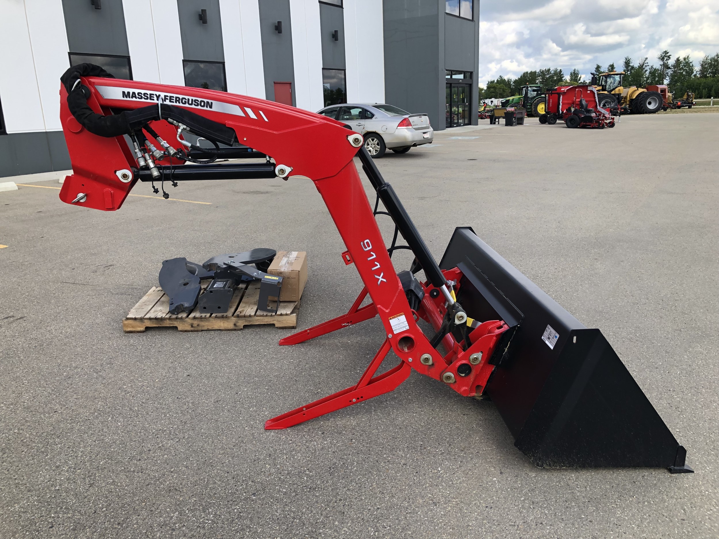 2022 Massey Ferguson 911X Loader