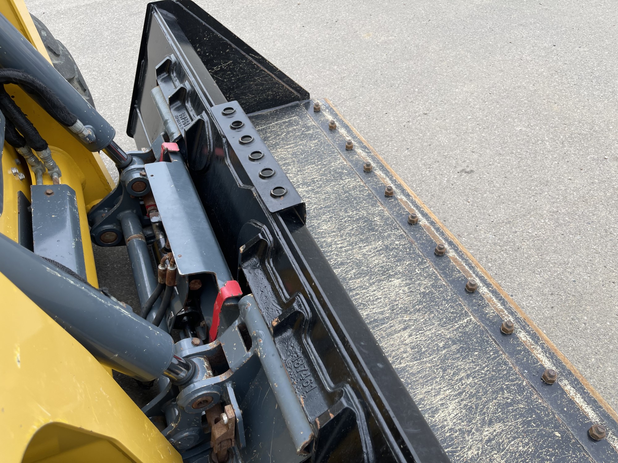 2015 Gehl R190 Skid Steer Loader