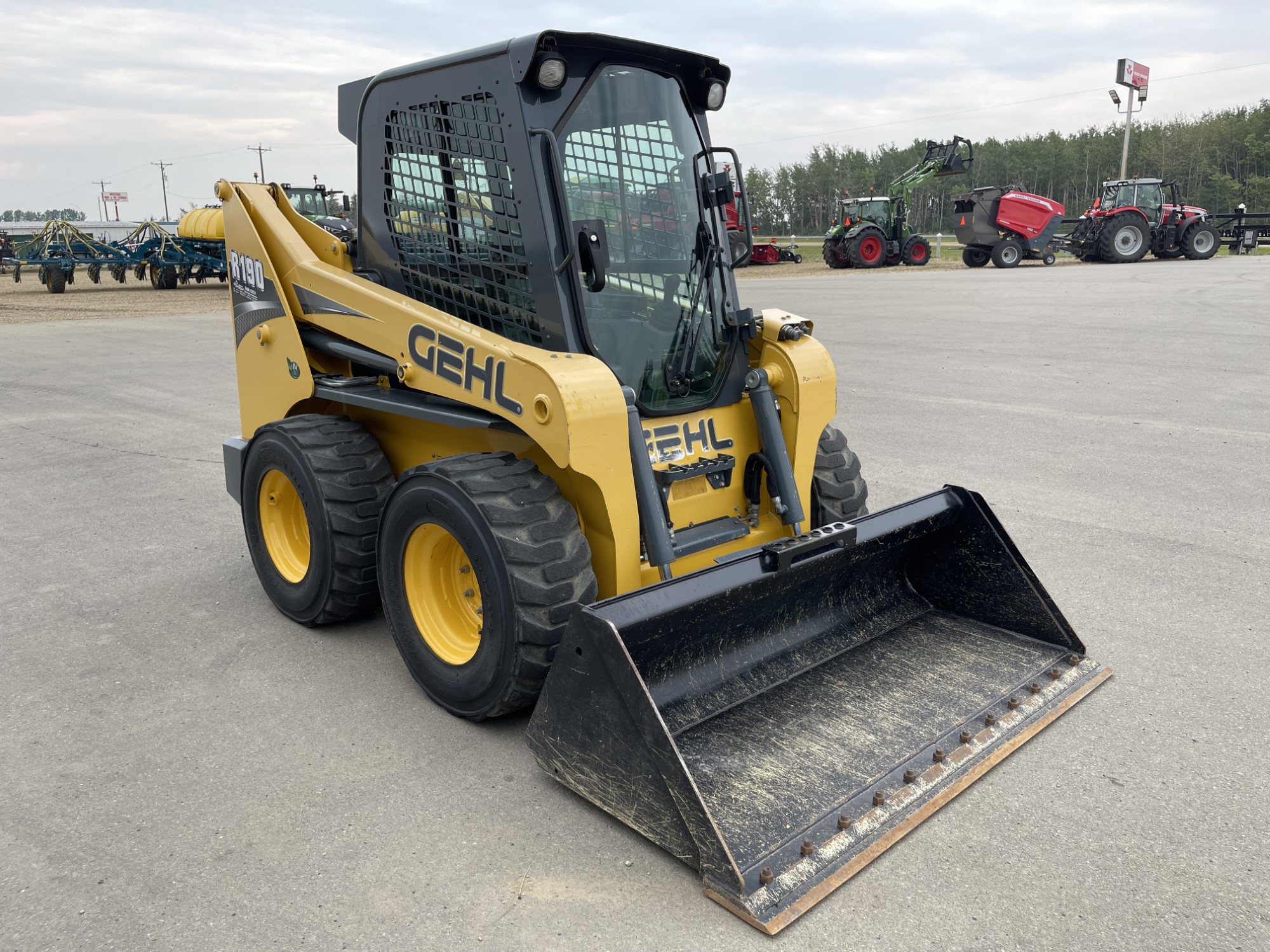 2015 Gehl R190 Skid Steer Loader