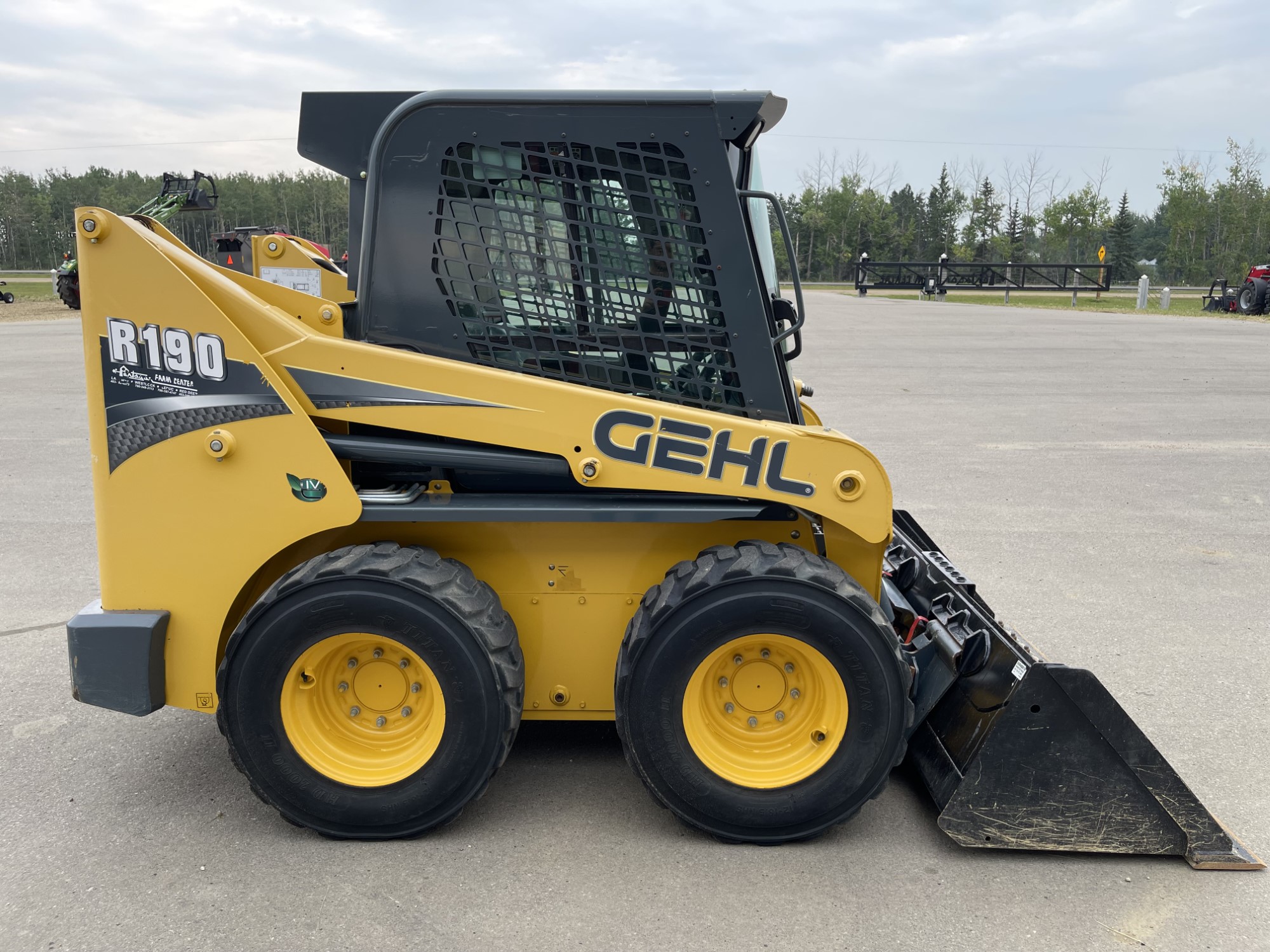 2015 Gehl R190 Skid Steer Loader