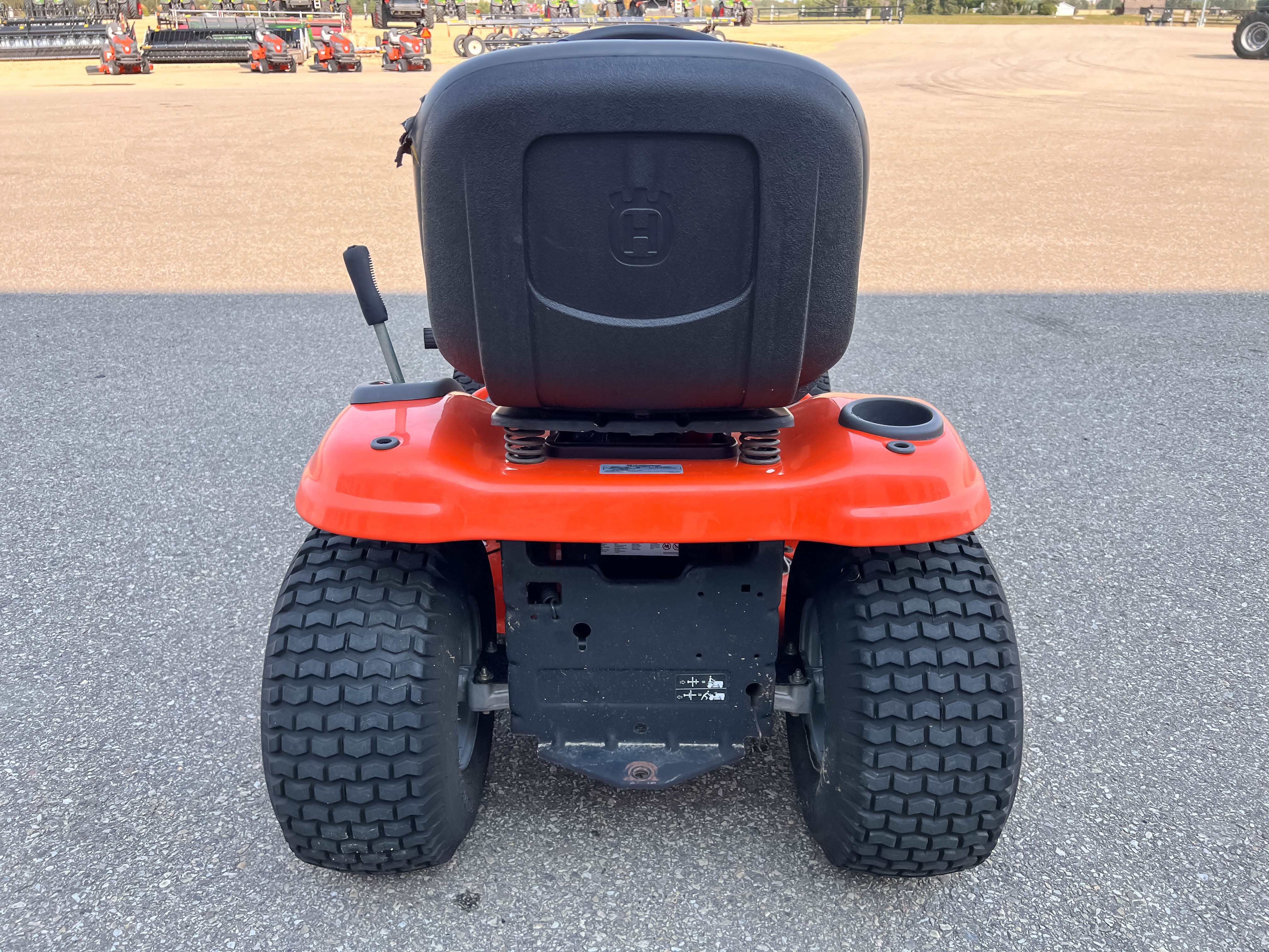 2012 Husqvarna YTH2042 Lawn Tractor