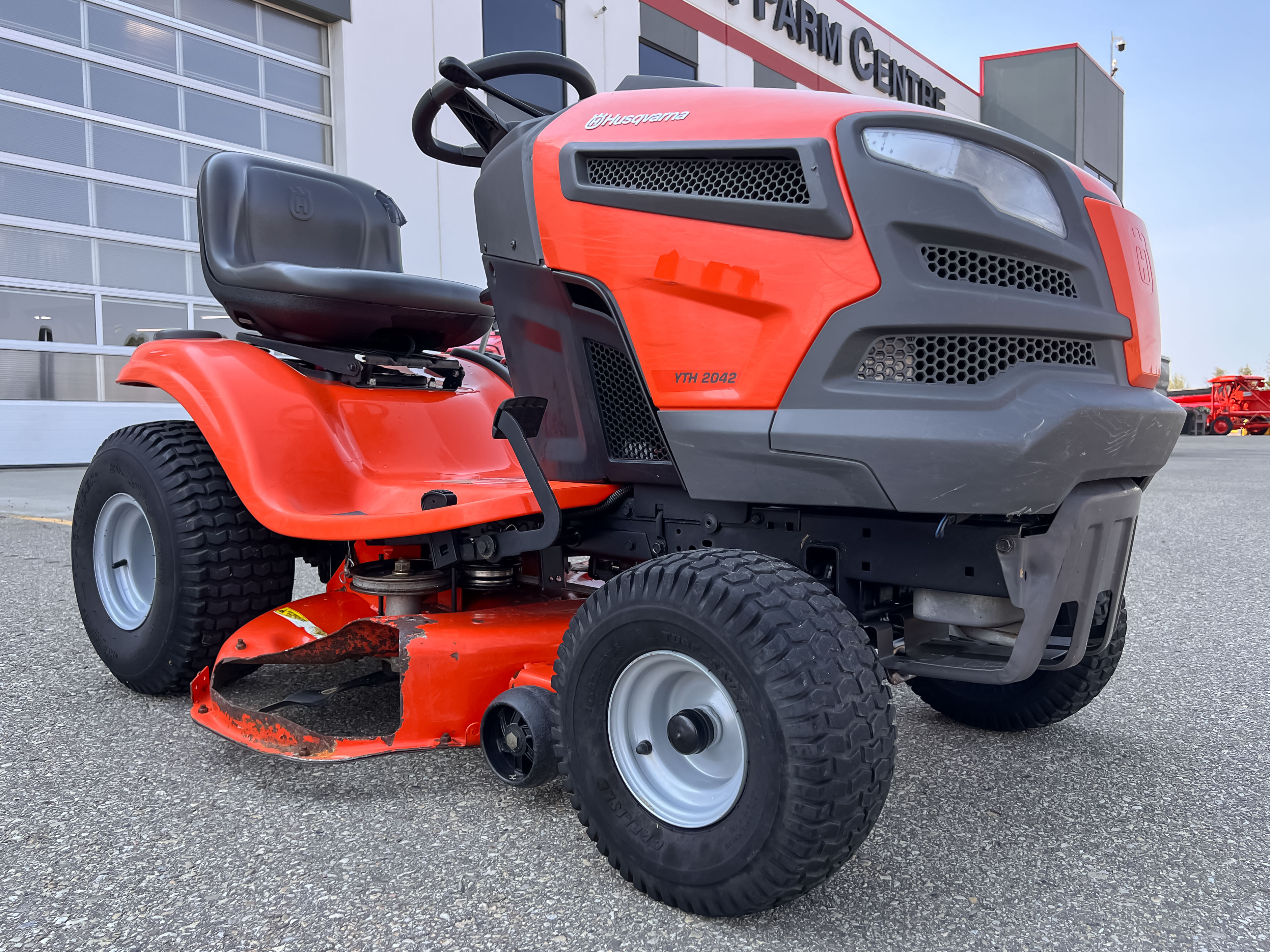 2012 Husqvarna YTH2042 Lawn Tractor