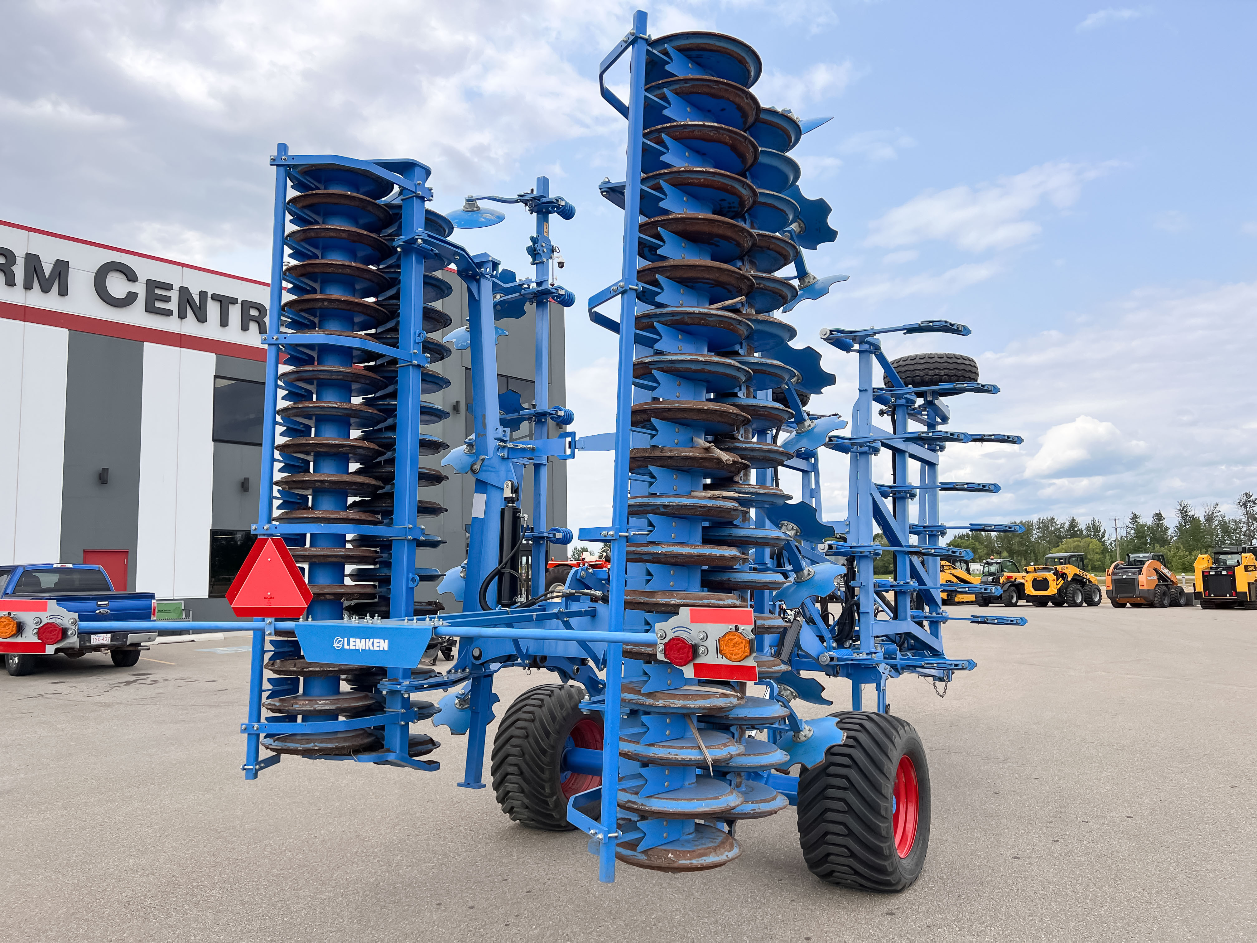 2019 LEMKEN KARAT 9/700KUA Field Cultivator