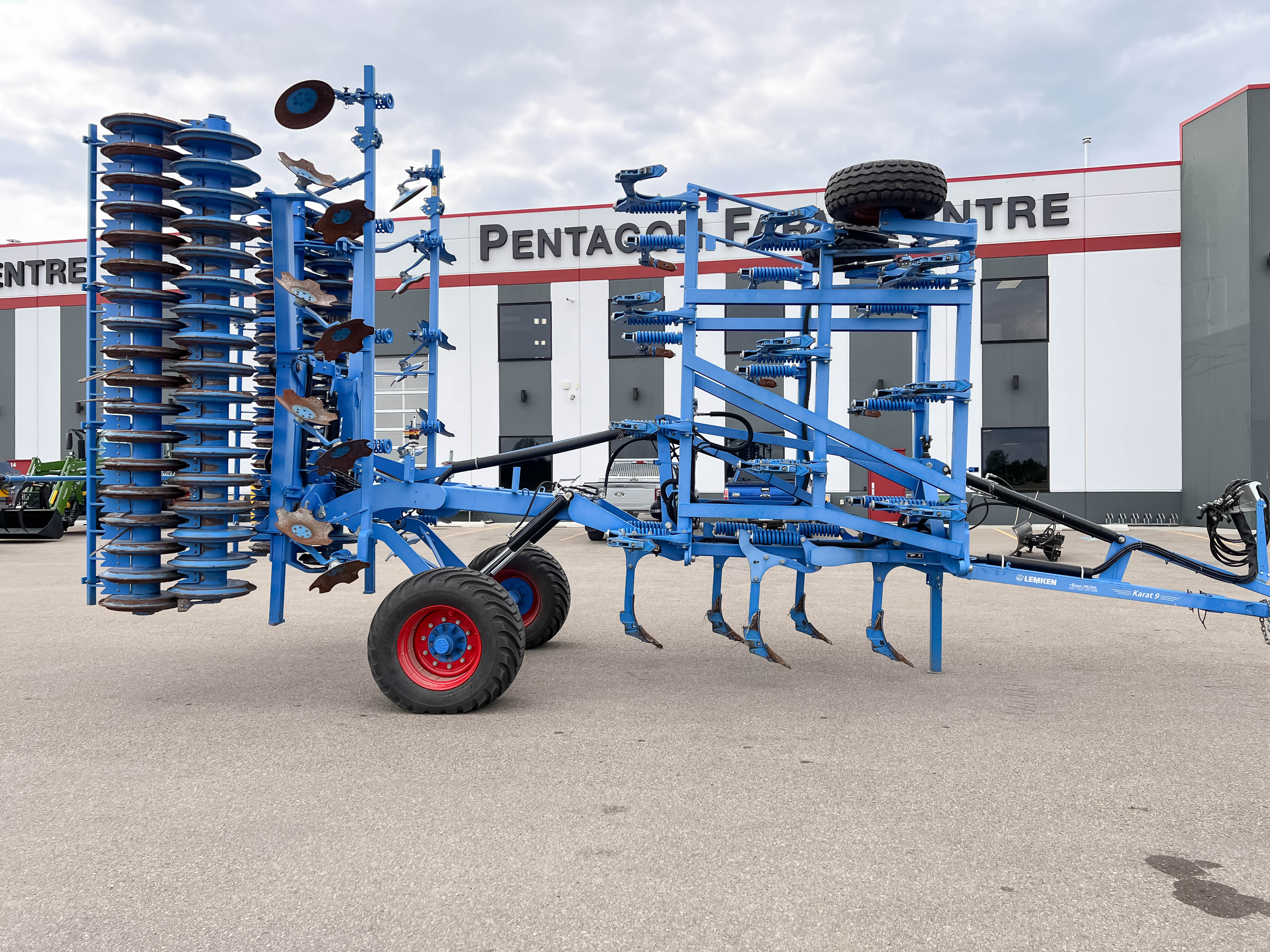 2019 LEMKEN KARAT 9/700KUA Field Cultivator