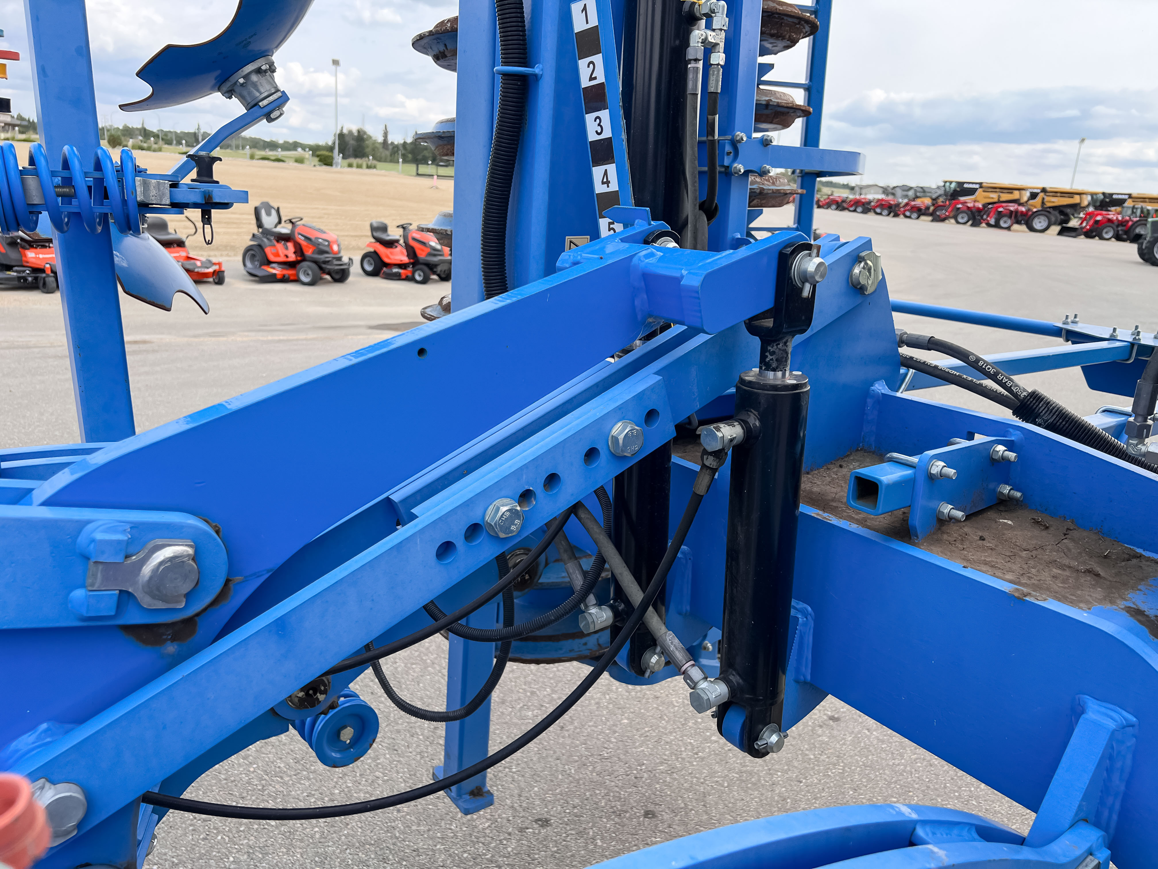 2019 LEMKEN KARAT 9/700KUA Field Cultivator