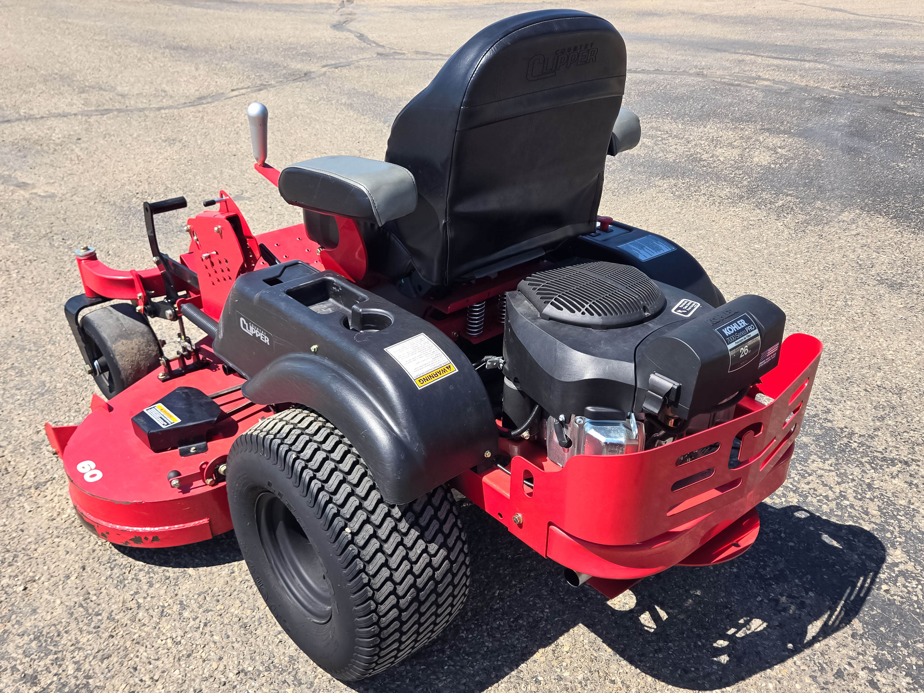 2020 Country Clipper XLT60 Mower/Zero Turn