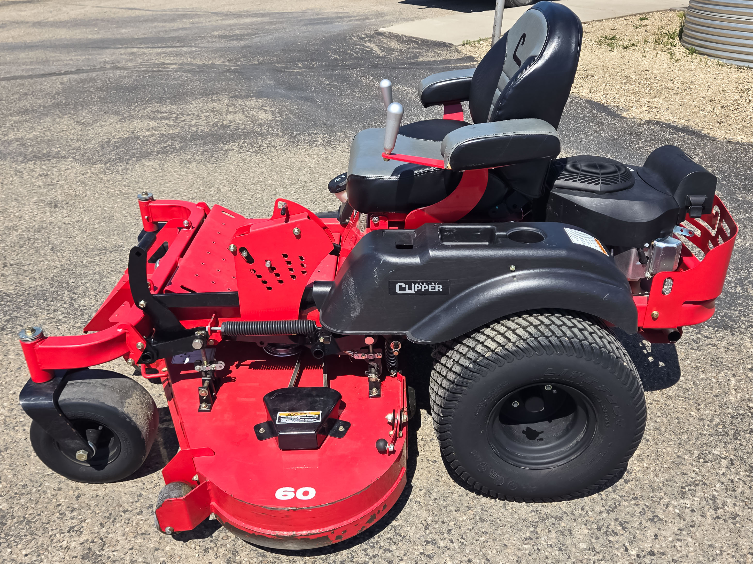 2020 Country Clipper XLT60 Mower/Zero Turn