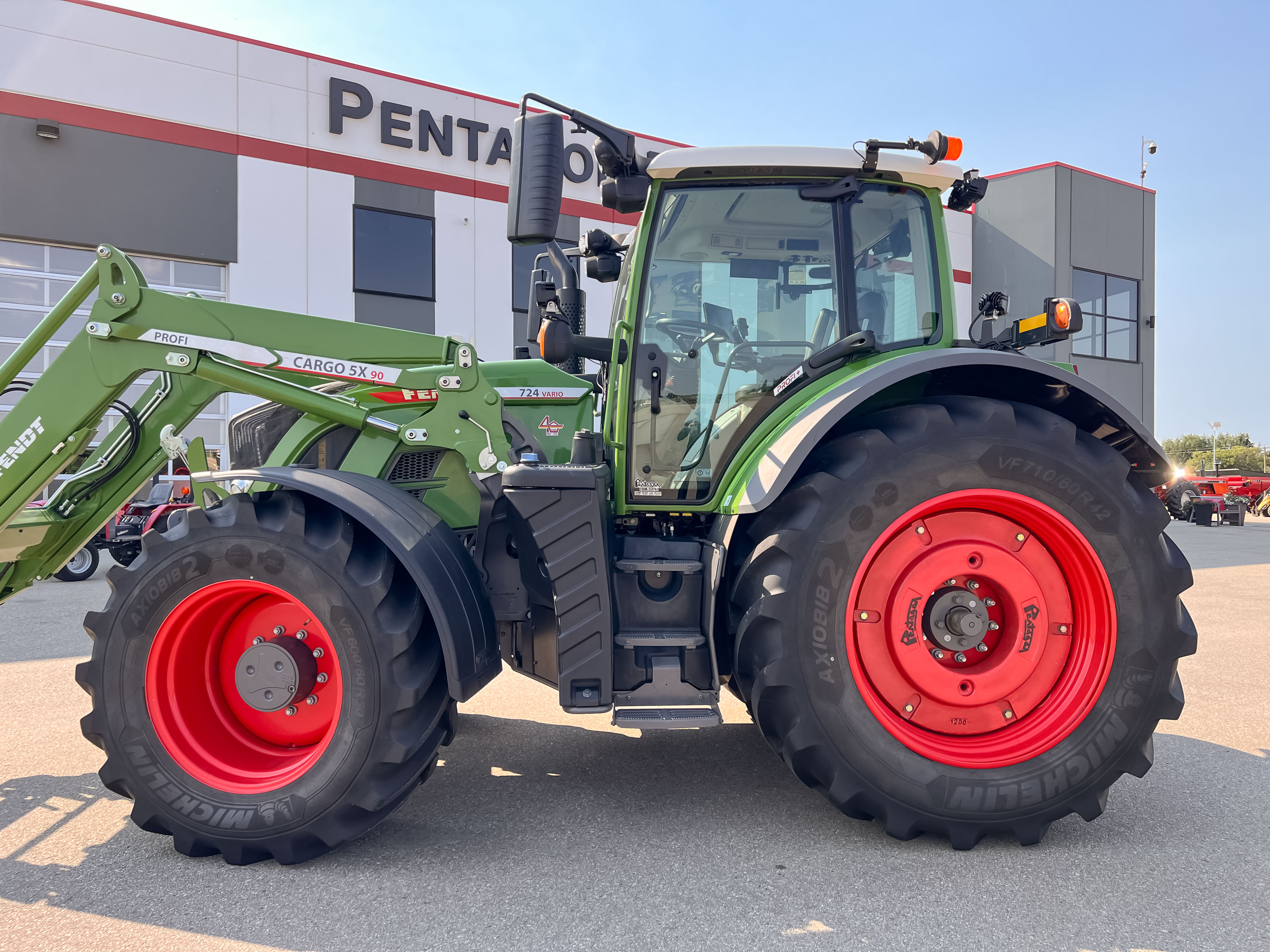 2023 Fendt 724 Gen6 Tractor