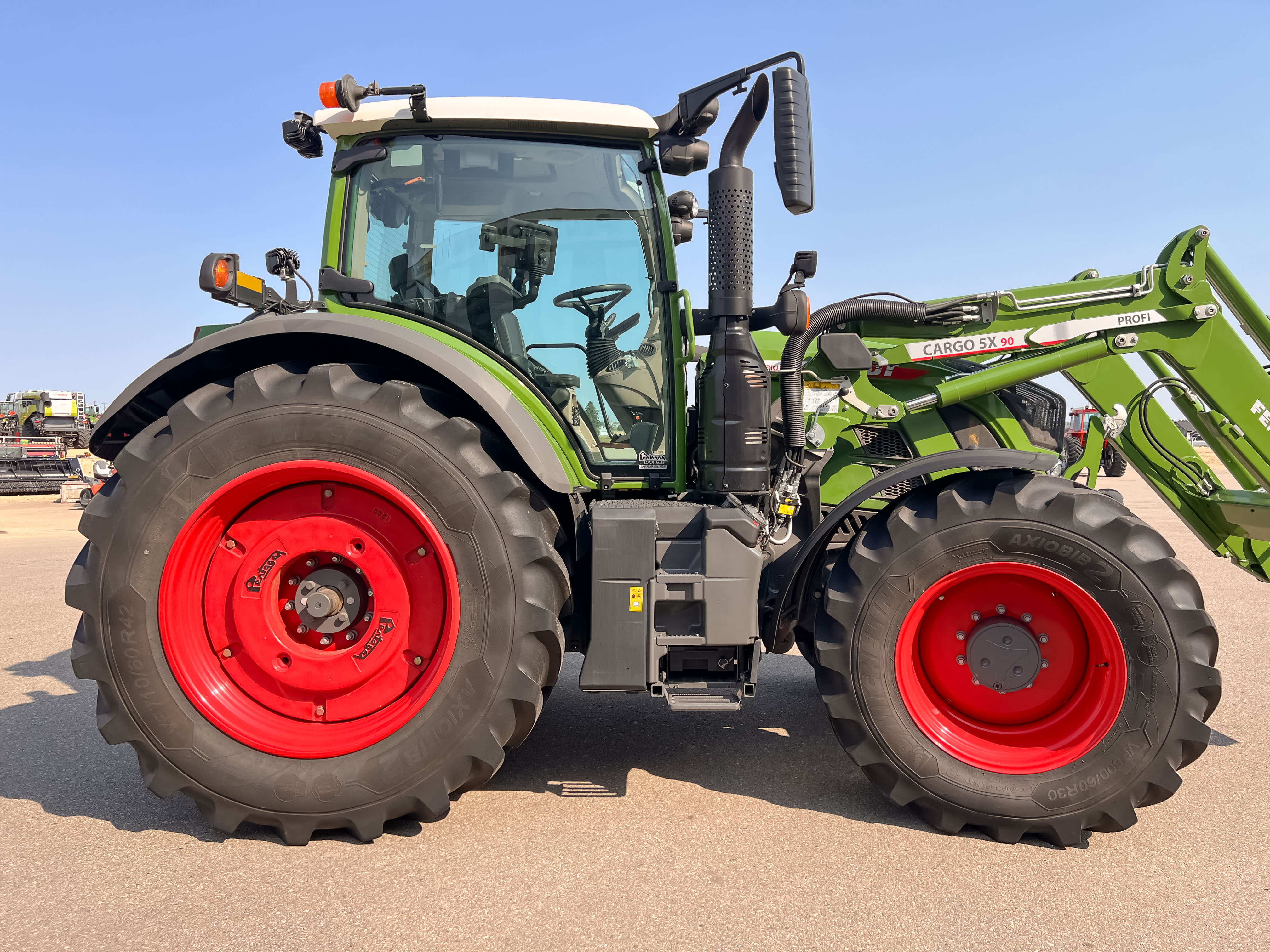 2023 Fendt 724 Gen6 Tractor